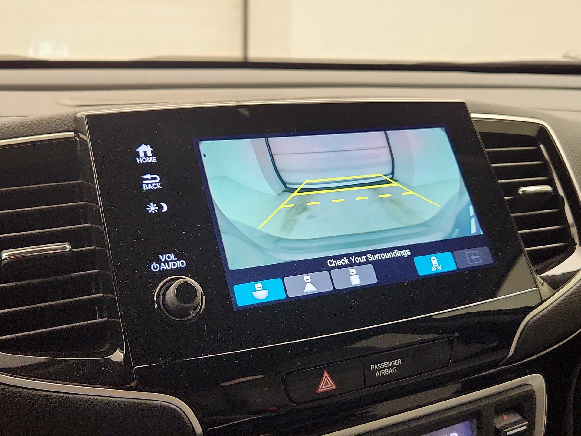 Thumbnail: 2021 Honda Pilot - 17