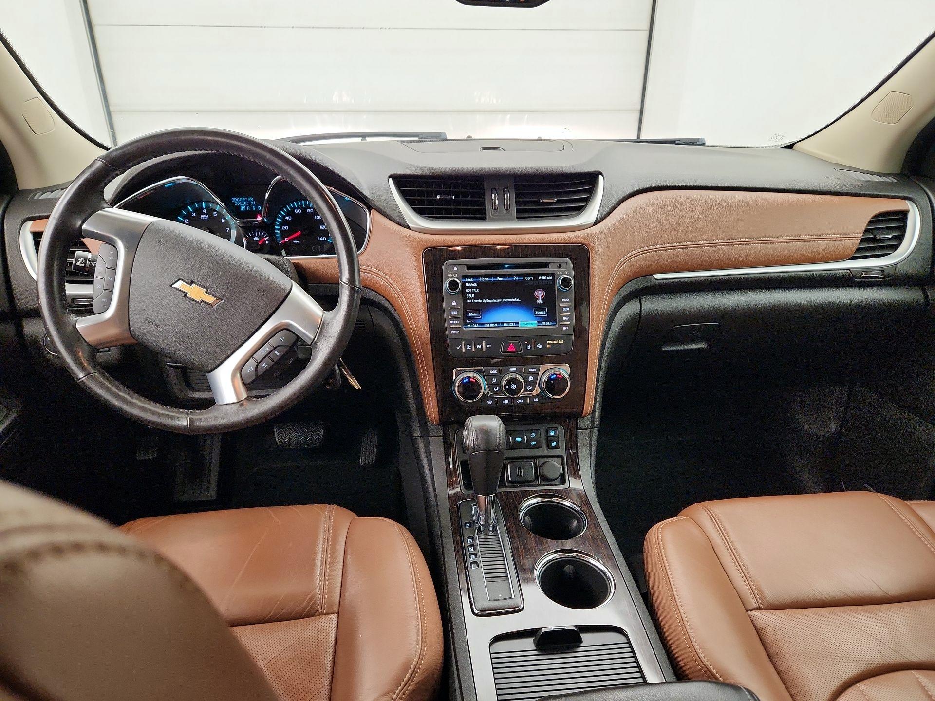 Thumbnail: 2017 Chevrolet Traverse - 9