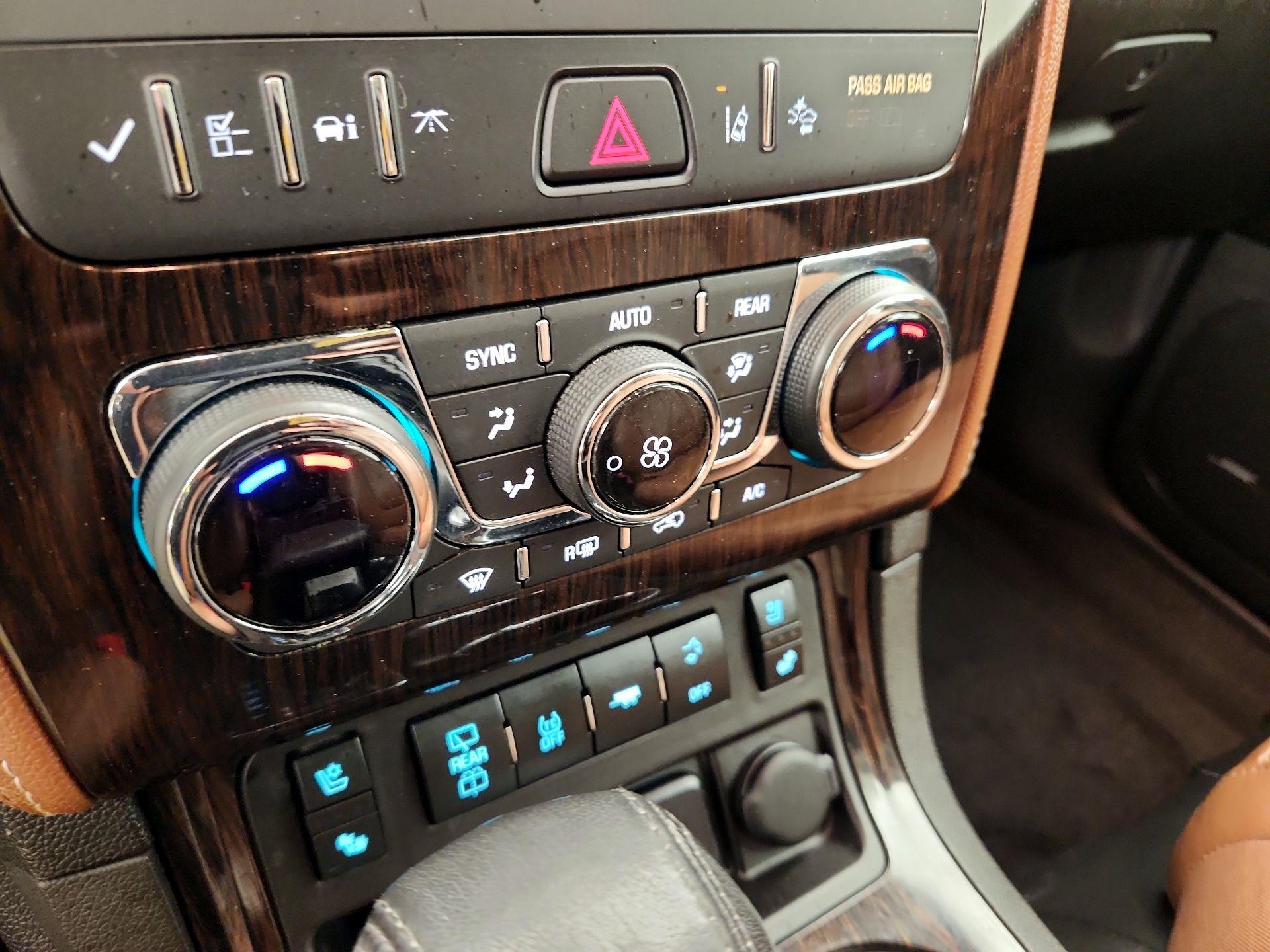 Thumbnail: 2017 Chevrolet Traverse - 16