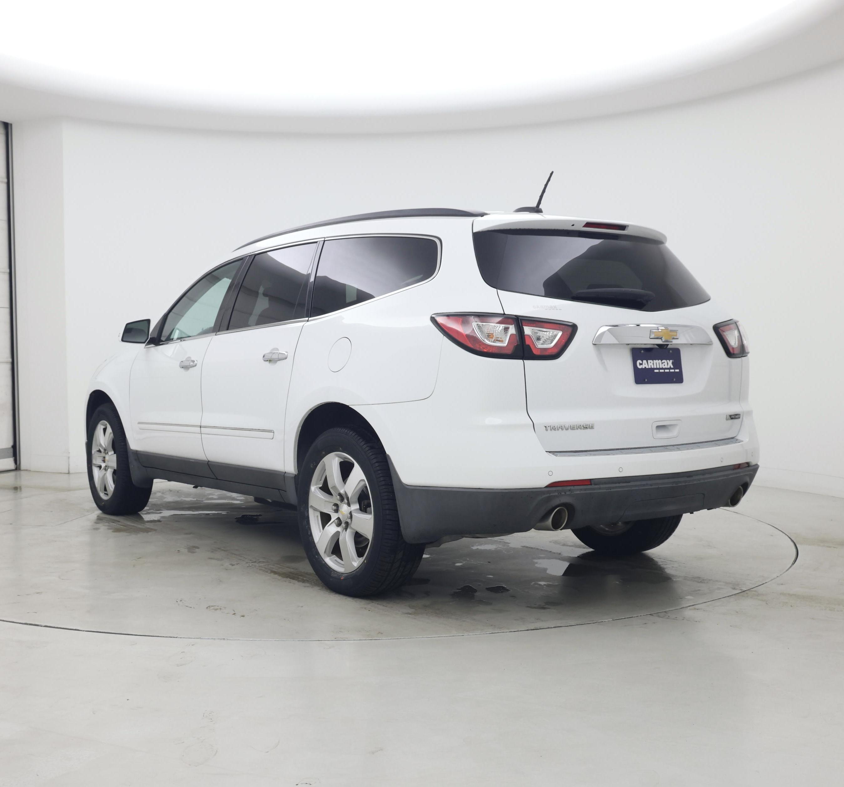 Thumbnail: 2017 Chevrolet Traverse - 2