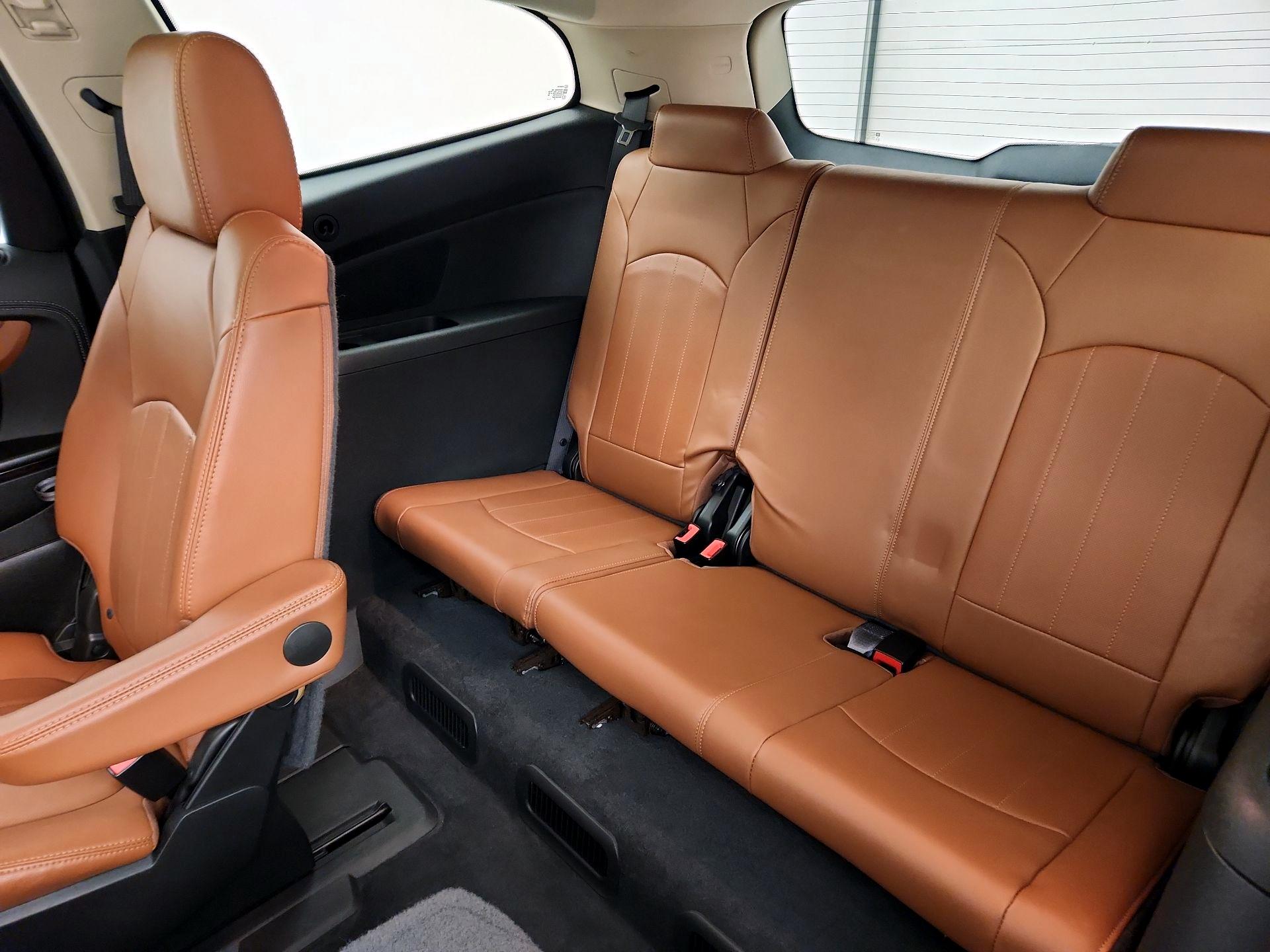 Thumbnail: 2017 Chevrolet Traverse - 20