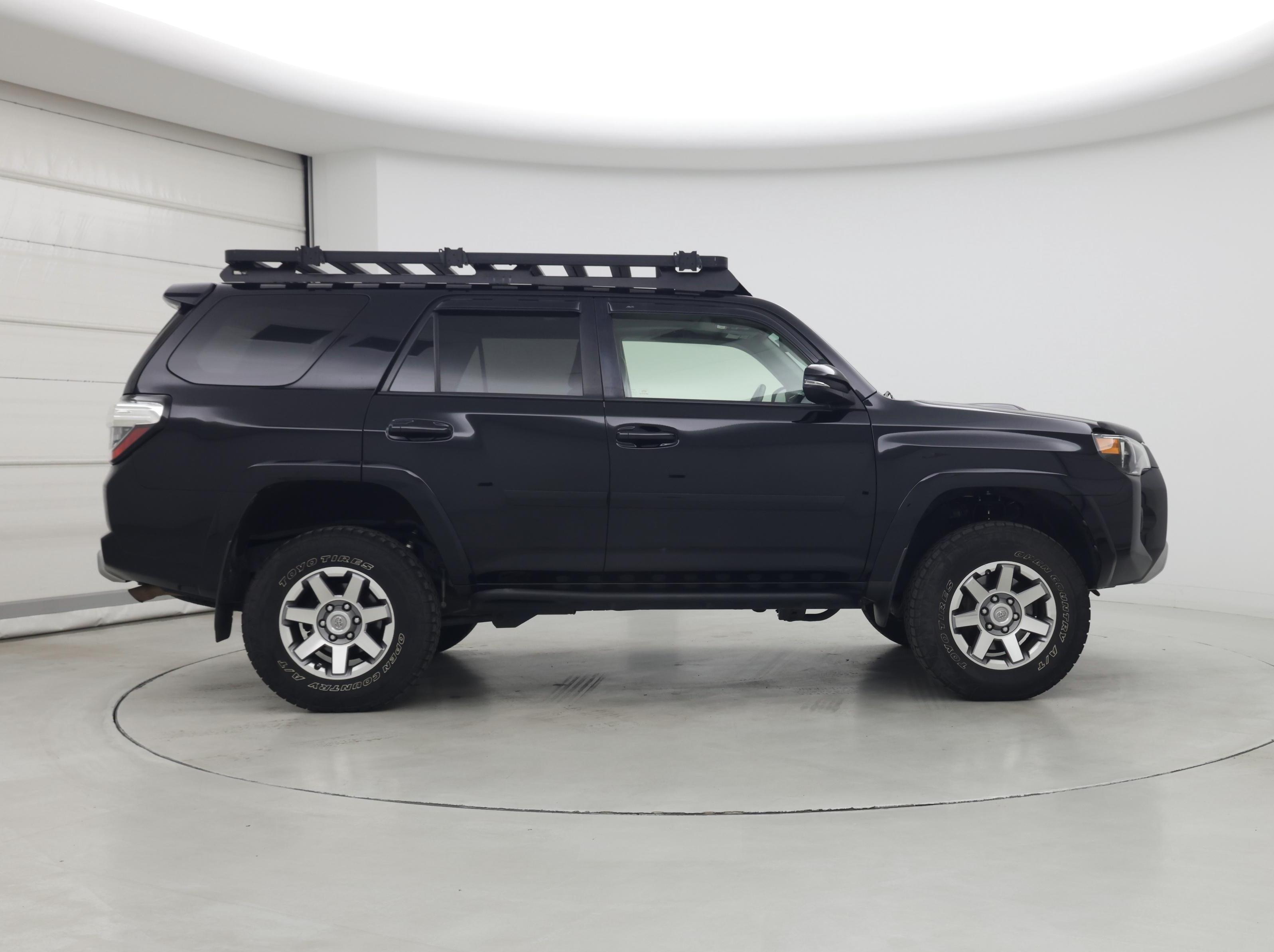 Thumbnail: 2015 Toyota 4Runner - 7
