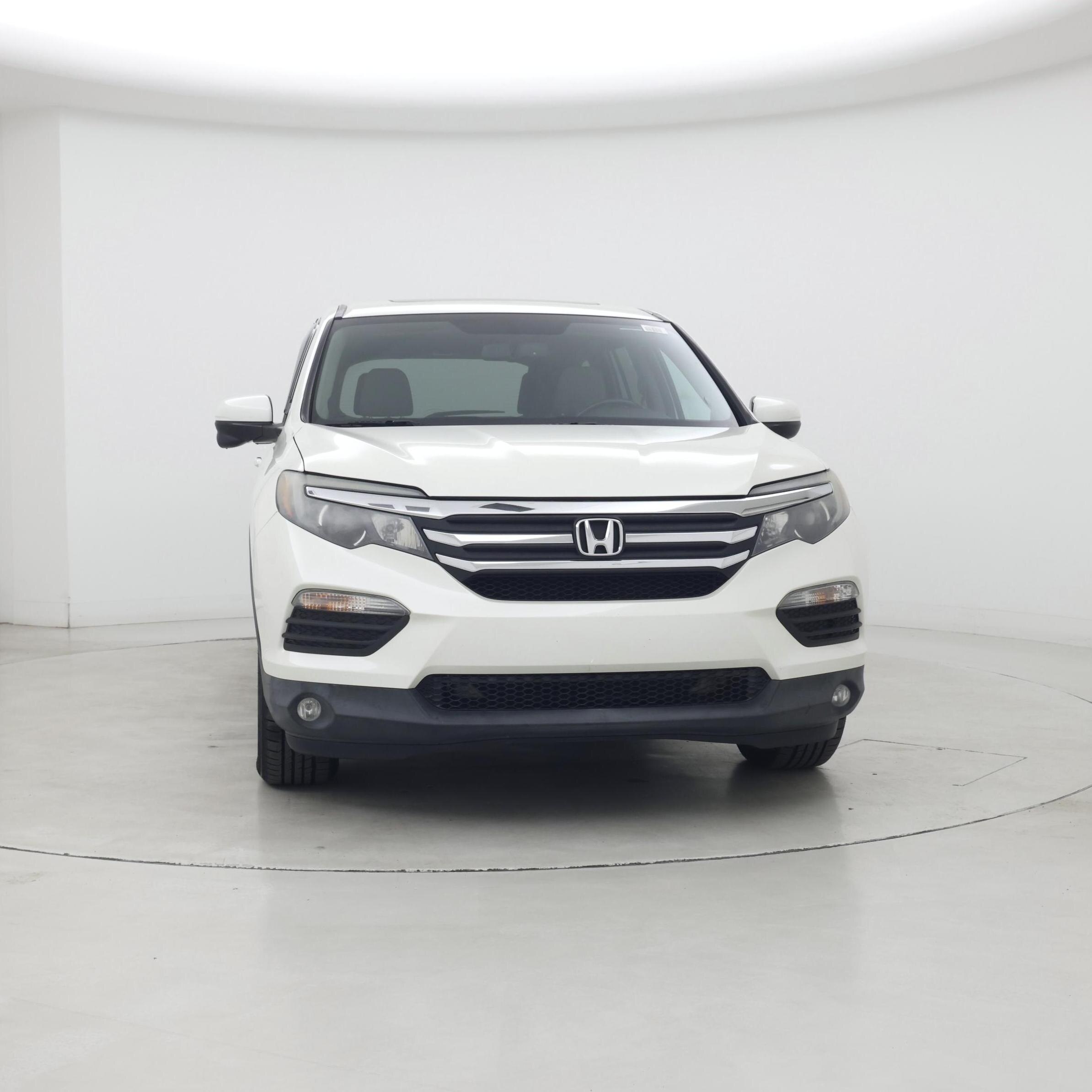 Thumbnail: 2017 Honda Pilot - 5