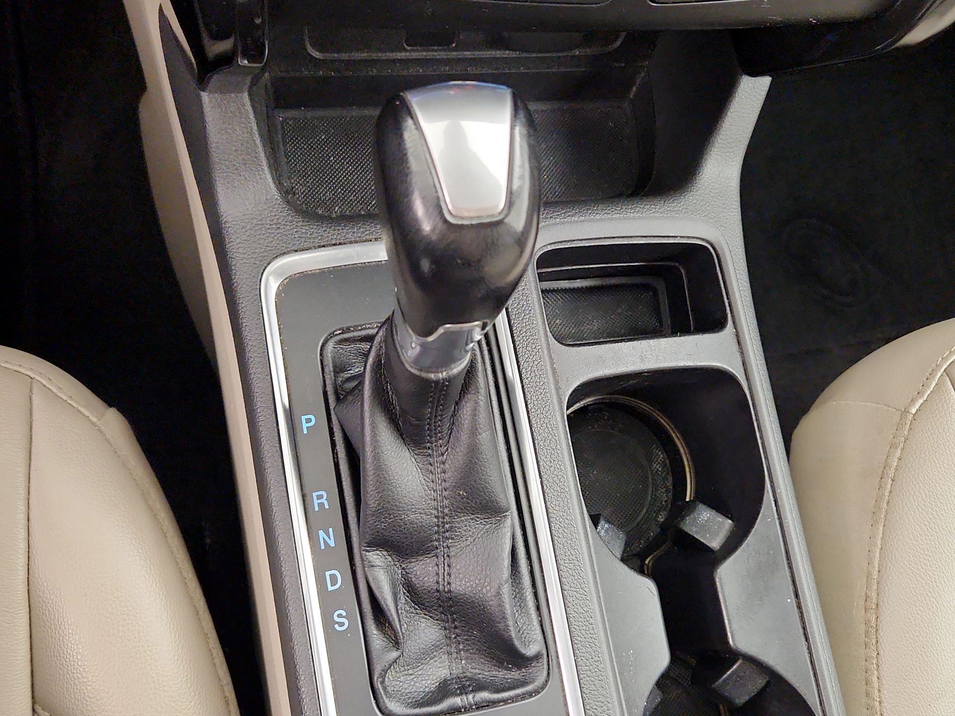 Thumbnail: 2017 Ford Escape - 18