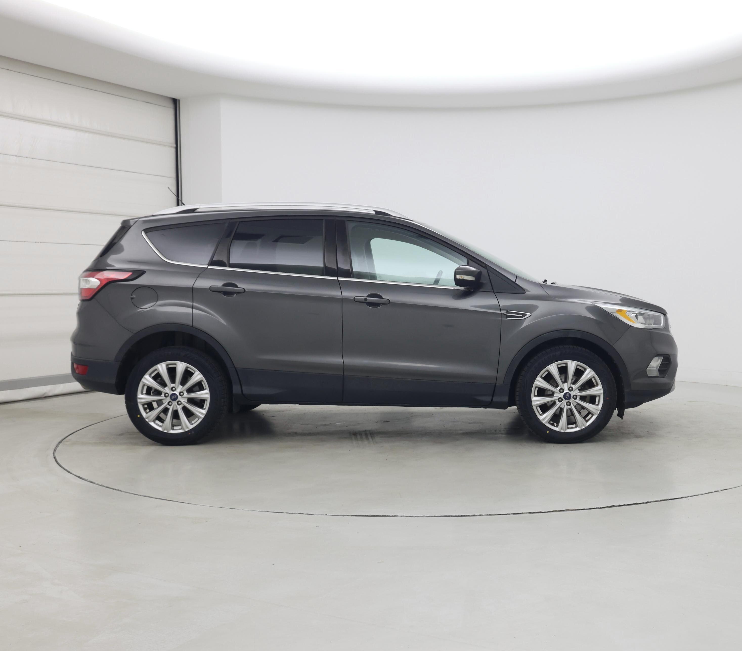 Thumbnail: 2017 Ford Escape - 7