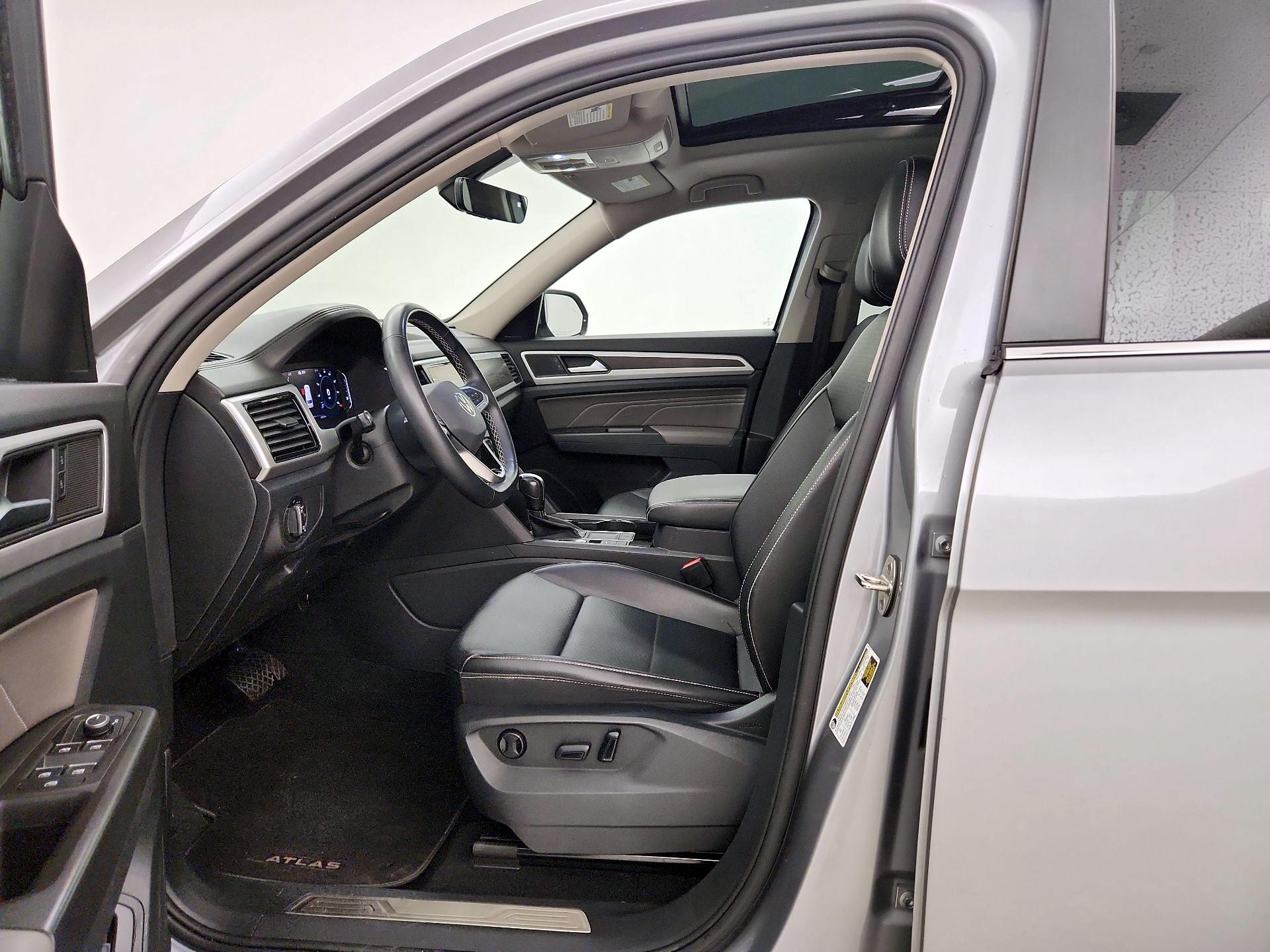 Thumbnail: 2022 Volkswagen Atlas - 11