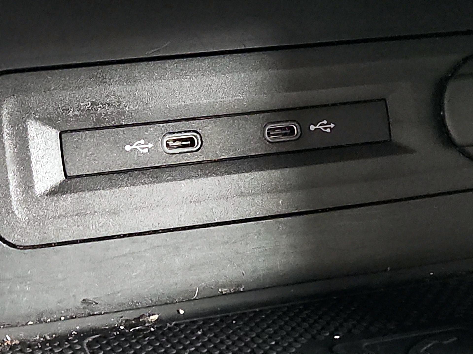 Thumbnail: 2022 Volkswagen Atlas - 18