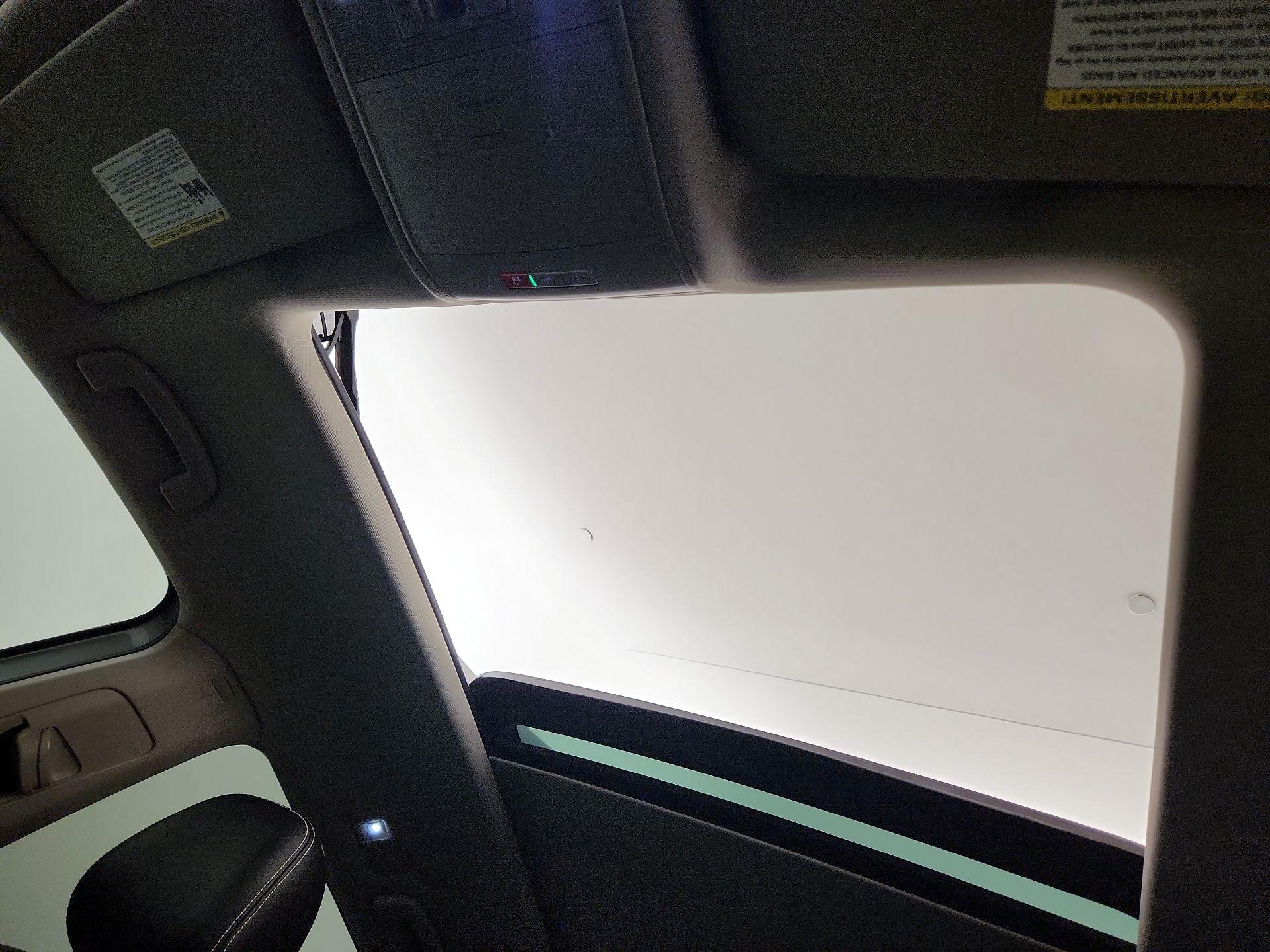 Thumbnail: 2022 Volkswagen Atlas - 19