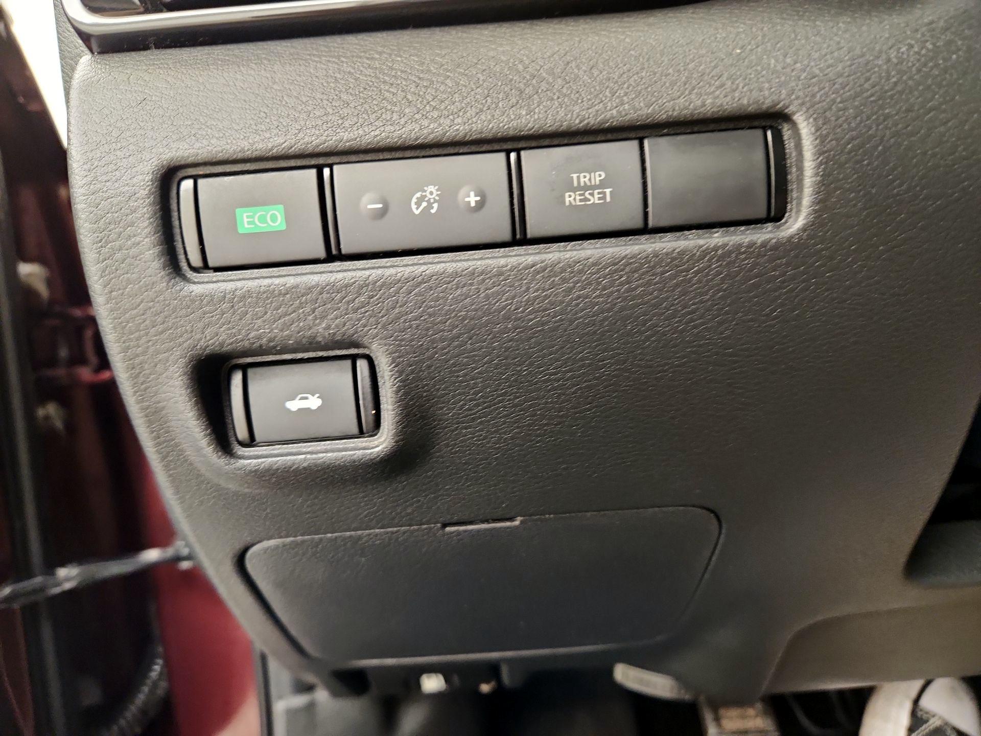 Thumbnail: 2021 Nissan Sentra - 13