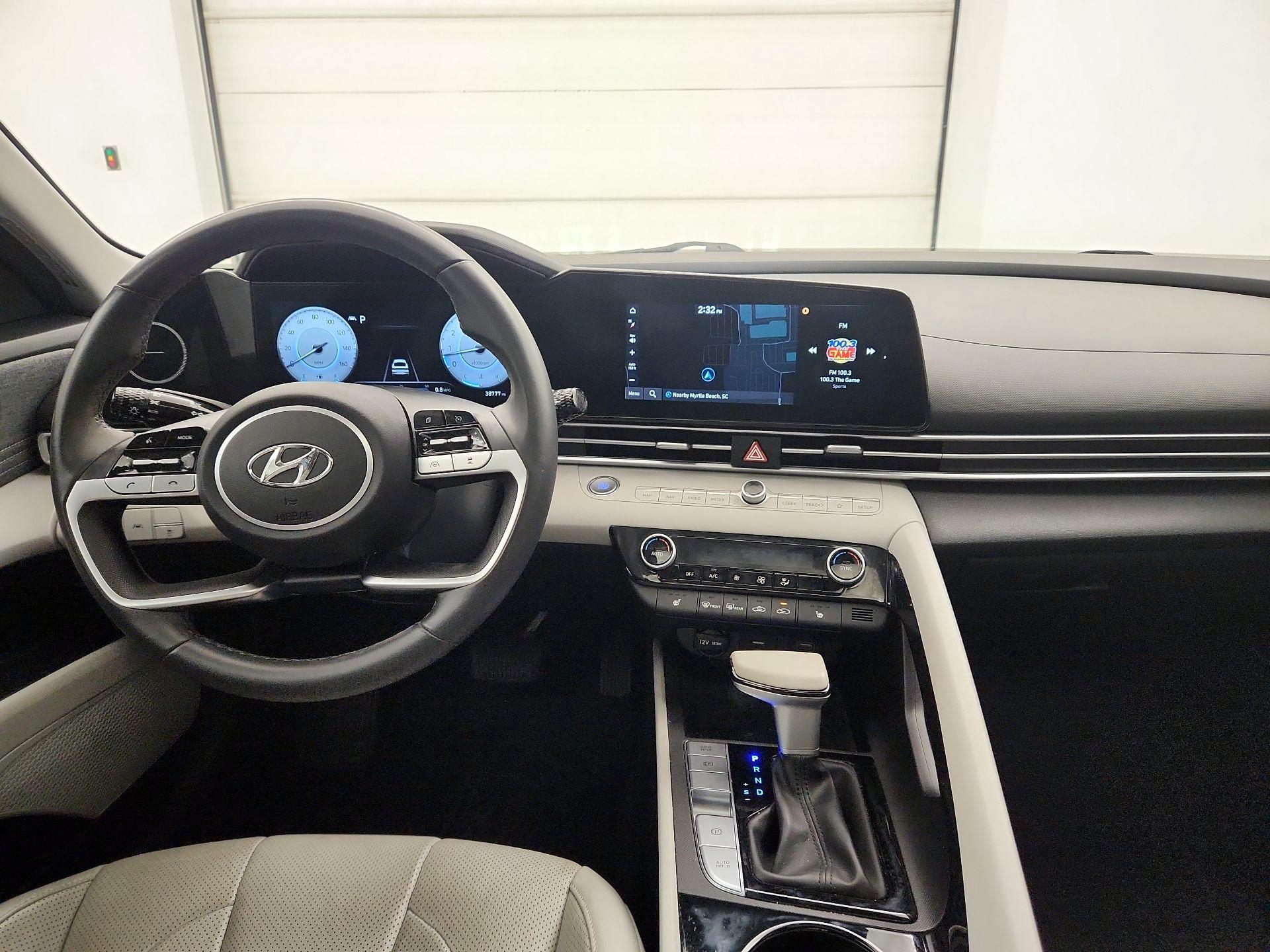 Thumbnail: 2023 Hyundai Elantra - 9