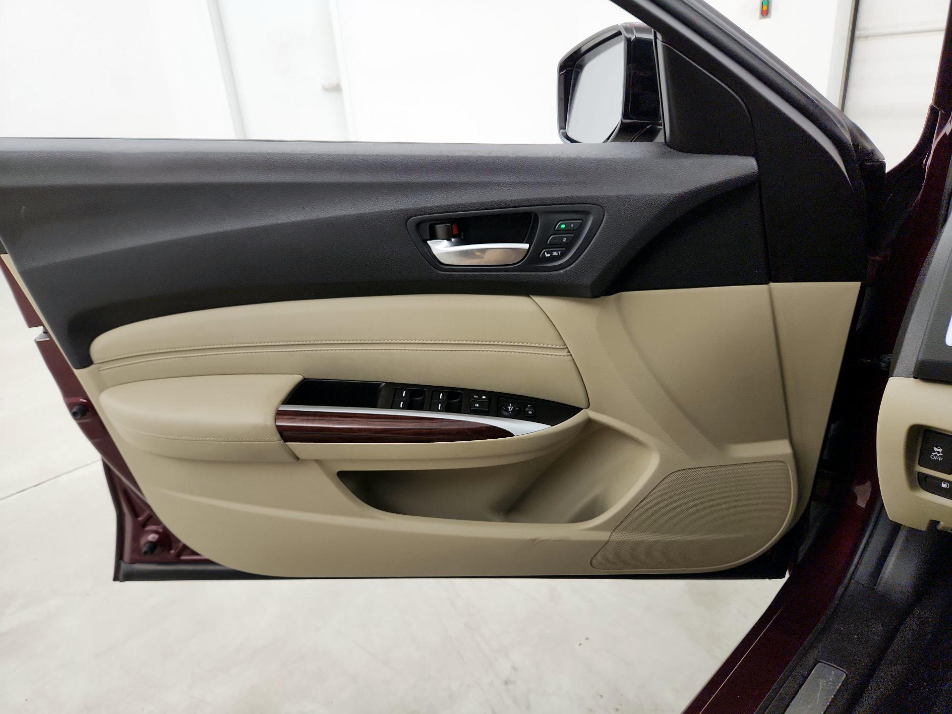 Thumbnail: 2016 Acura TLX - 12