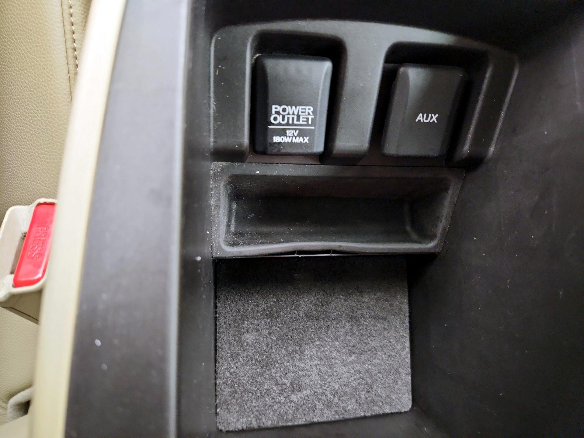 Thumbnail: 2016 Acura TLX - 18