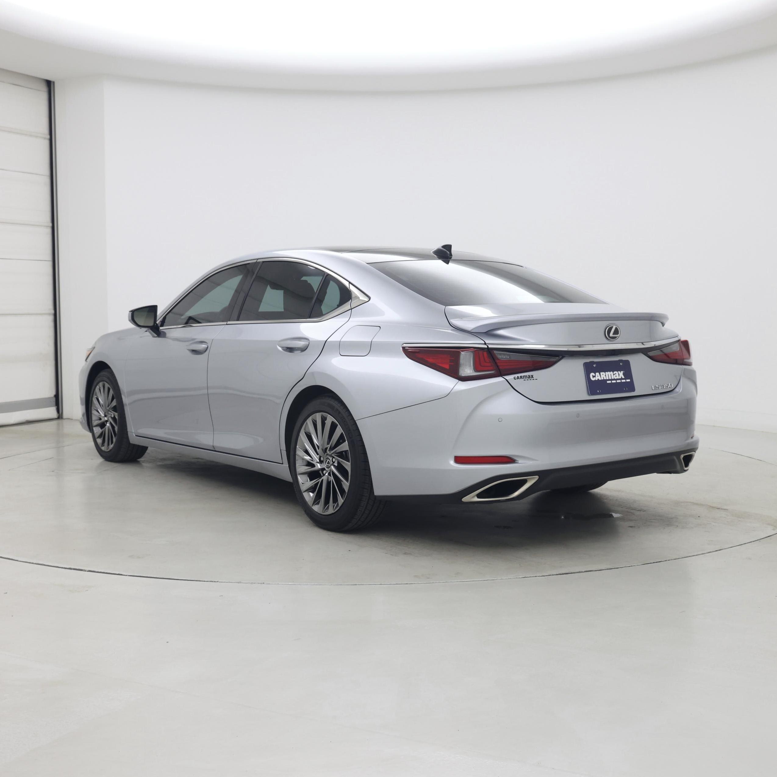 Thumbnail: 2024 Lexus ES - 2