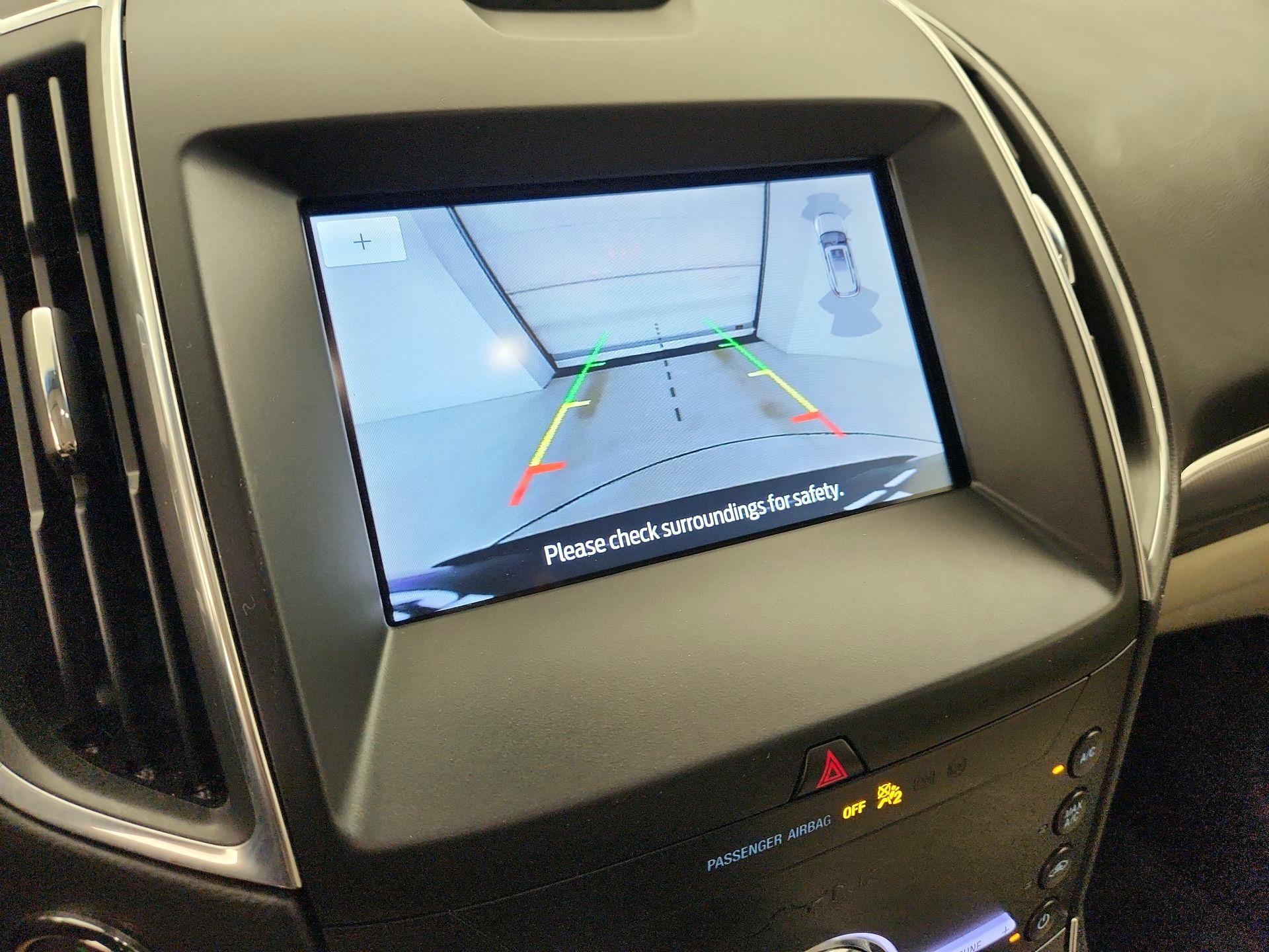 Thumbnail: 2020 Ford Edge - 15