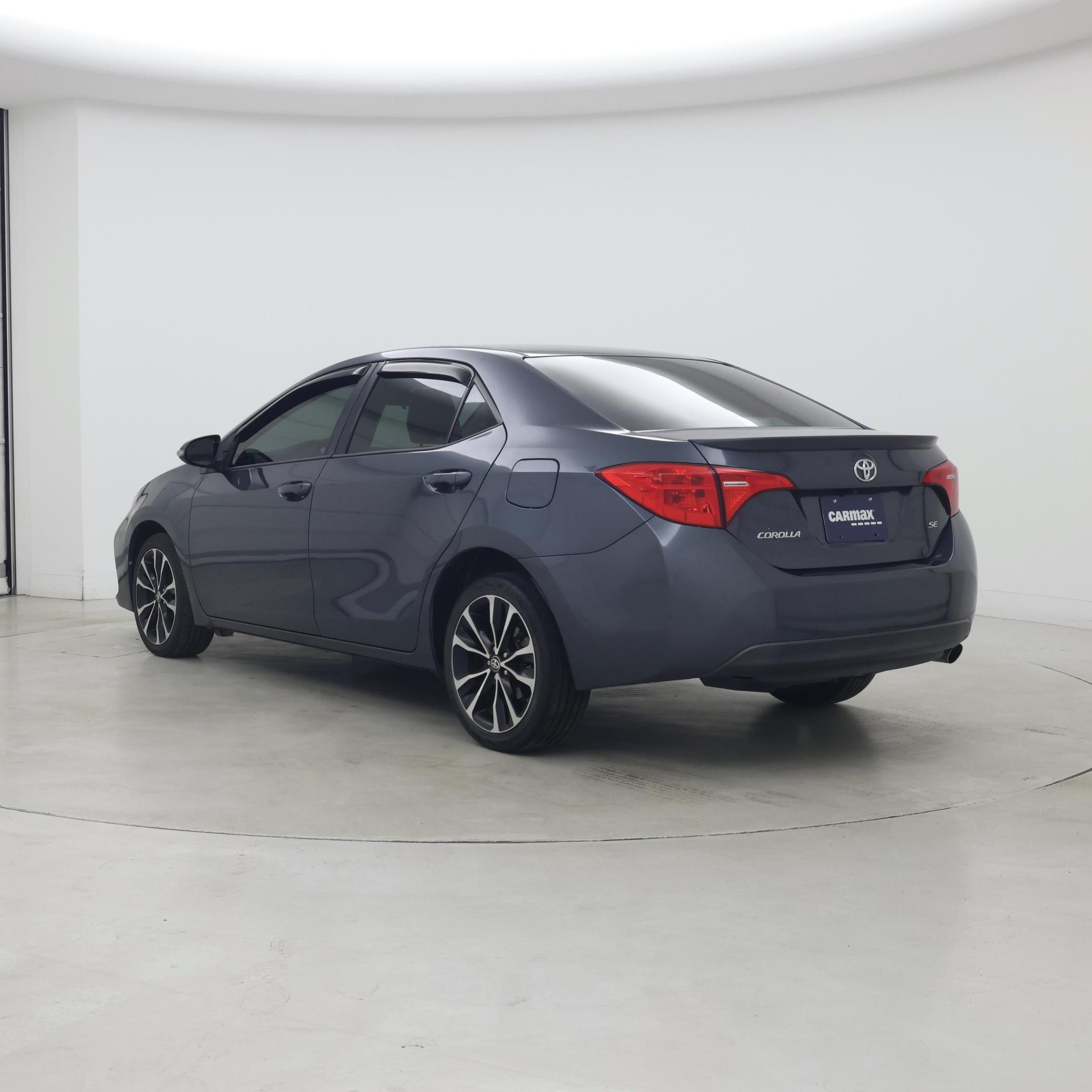 Thumbnail: 2017 Toyota Corolla - 2