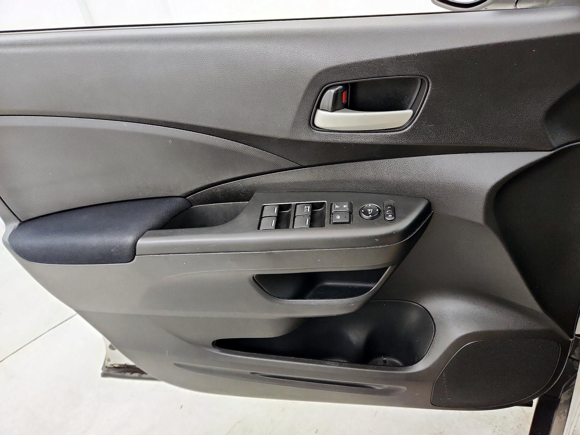 Thumbnail: 2016 Honda CR-V - 12