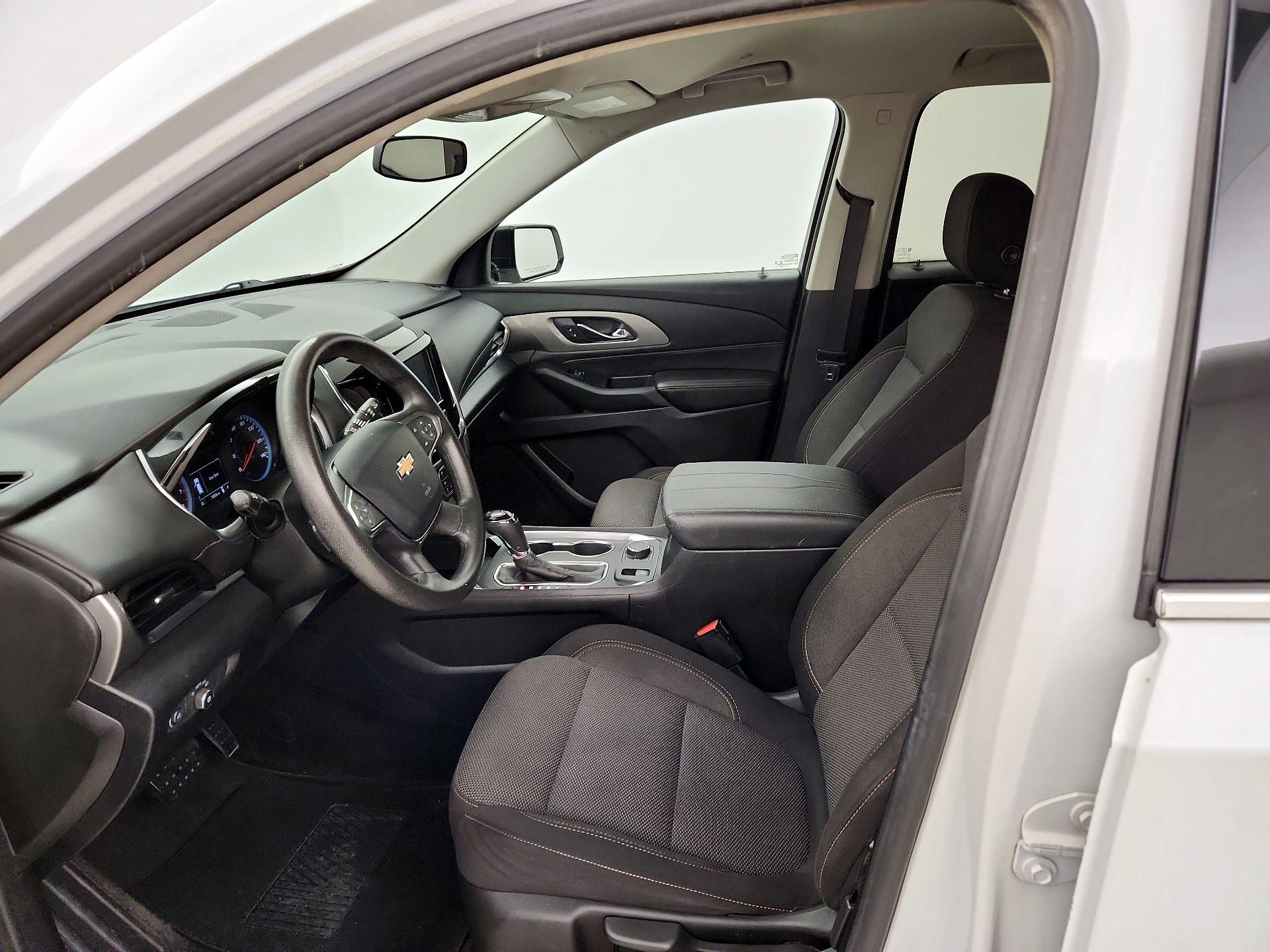 Thumbnail: 2019 Chevrolet Traverse - 11