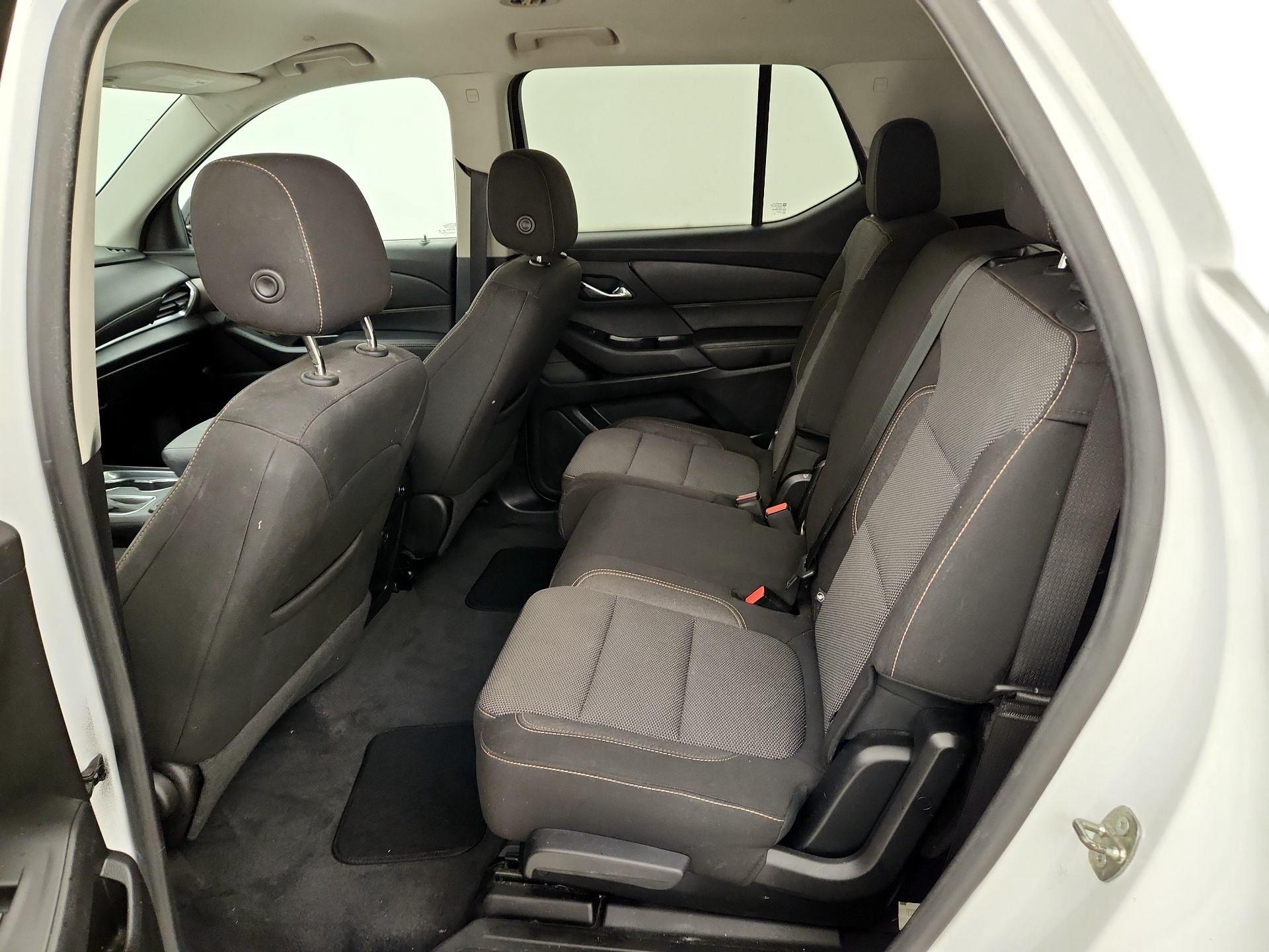 Thumbnail: 2019 Chevrolet Traverse - 19