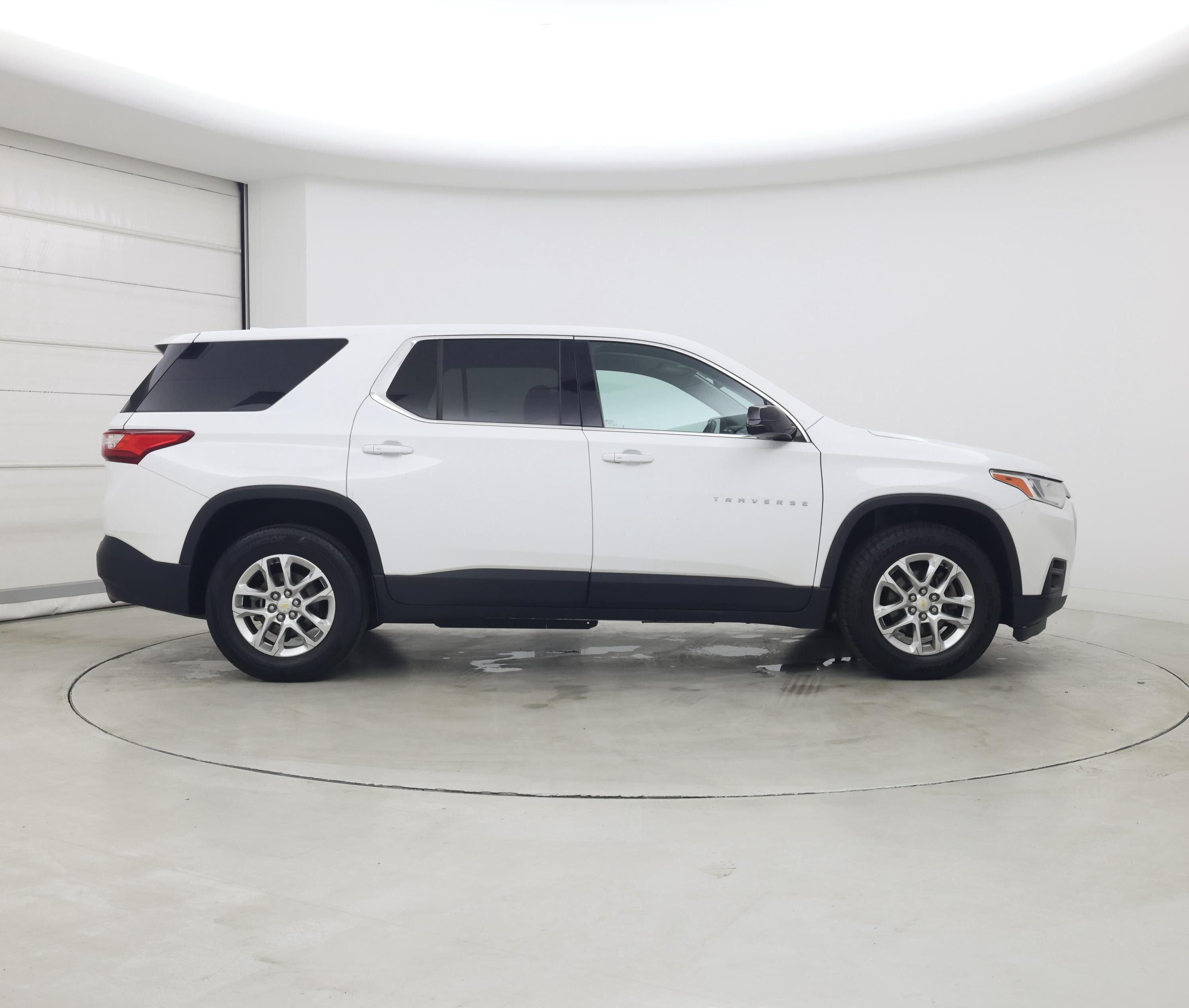 Thumbnail: 2019 Chevrolet Traverse - 7