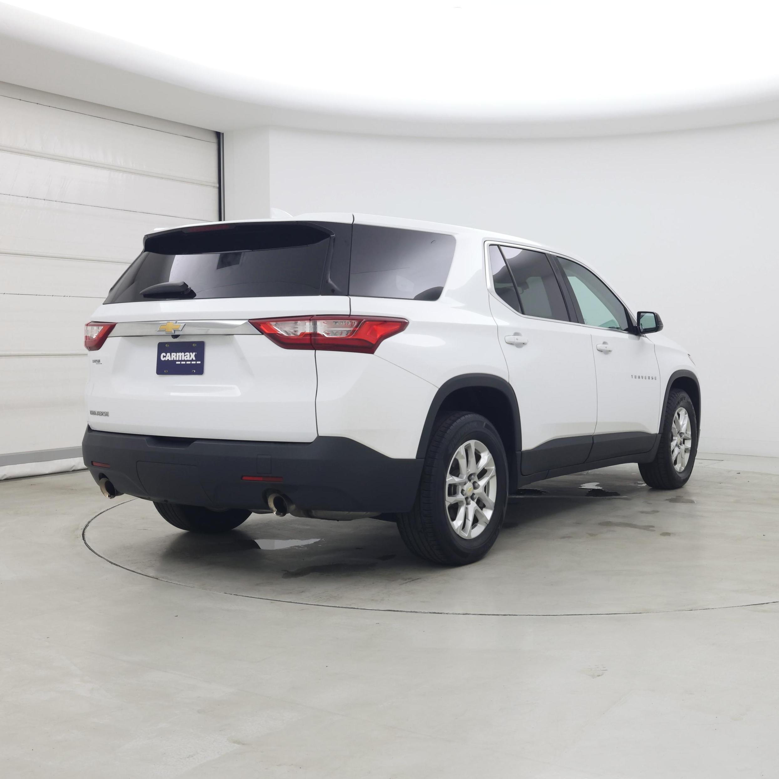 Thumbnail: 2019 Chevrolet Traverse - 8