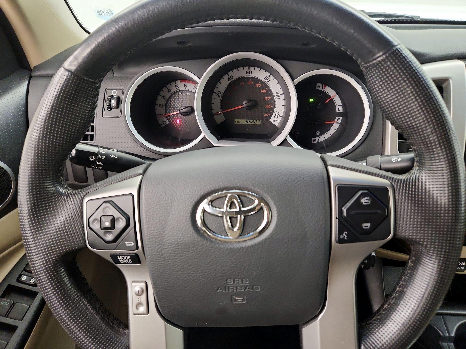 Thumbnail: 2015 Toyota Tacoma - 10