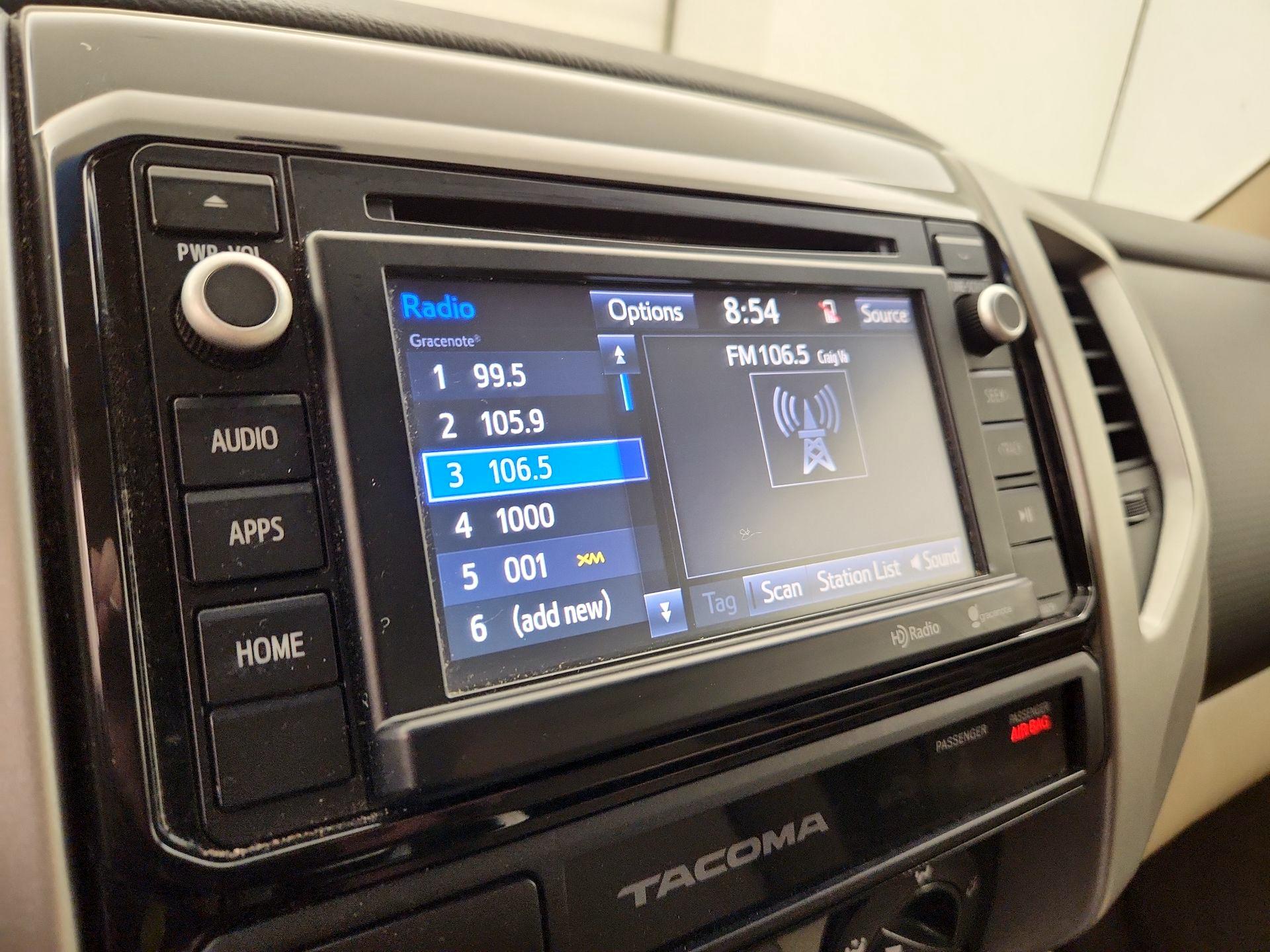 Thumbnail: 2015 Toyota Tacoma - 15