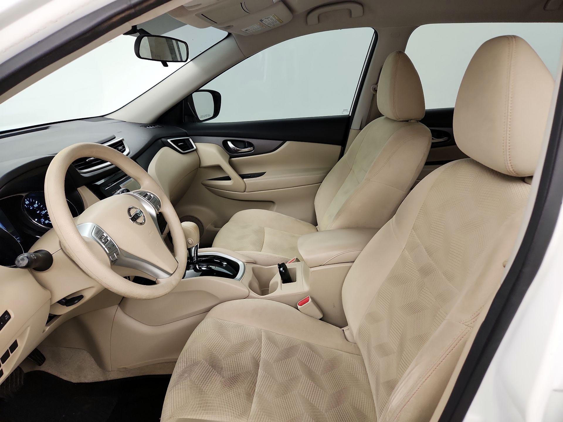 Thumbnail: 2015 Nissan Rogue - 11