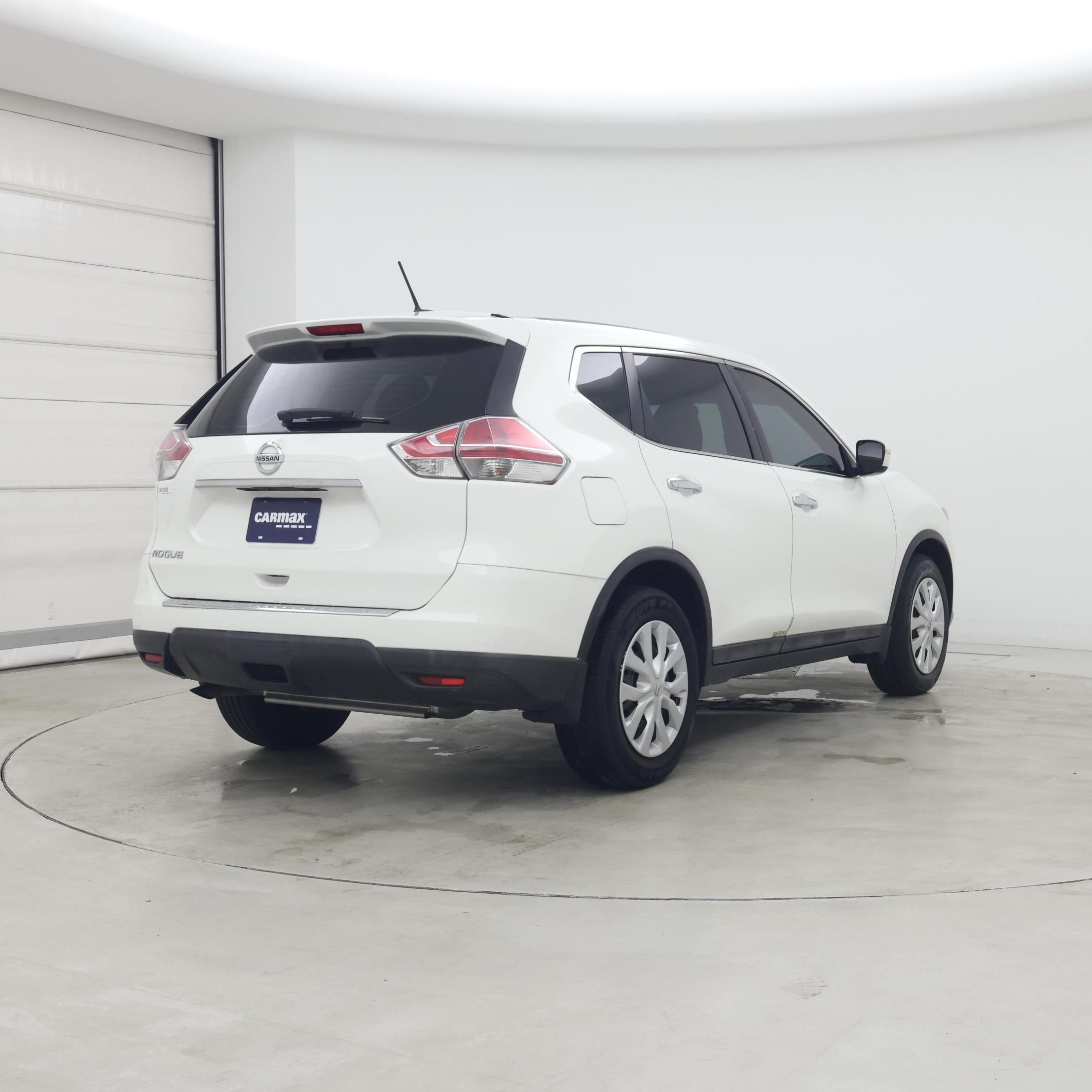 Thumbnail: 2015 Nissan Rogue - 8