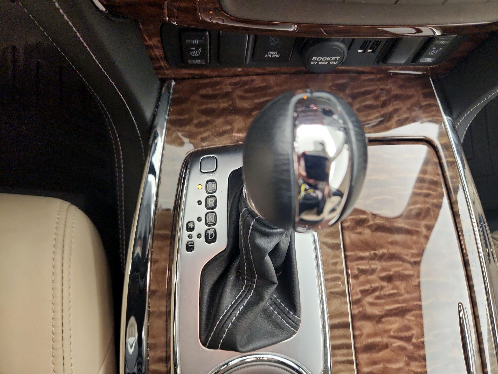 Thumbnail: 2018 Nissan Armada - 18