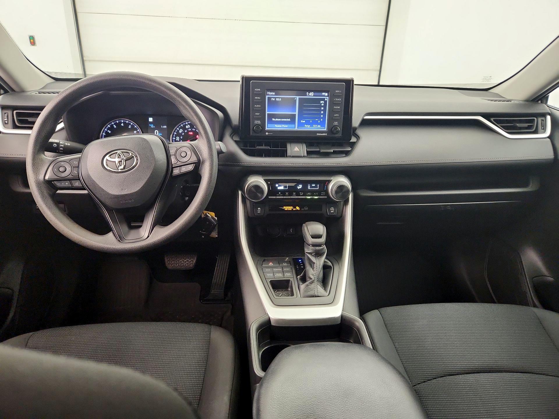 Thumbnail: 2021 Toyota RAV4 - 9