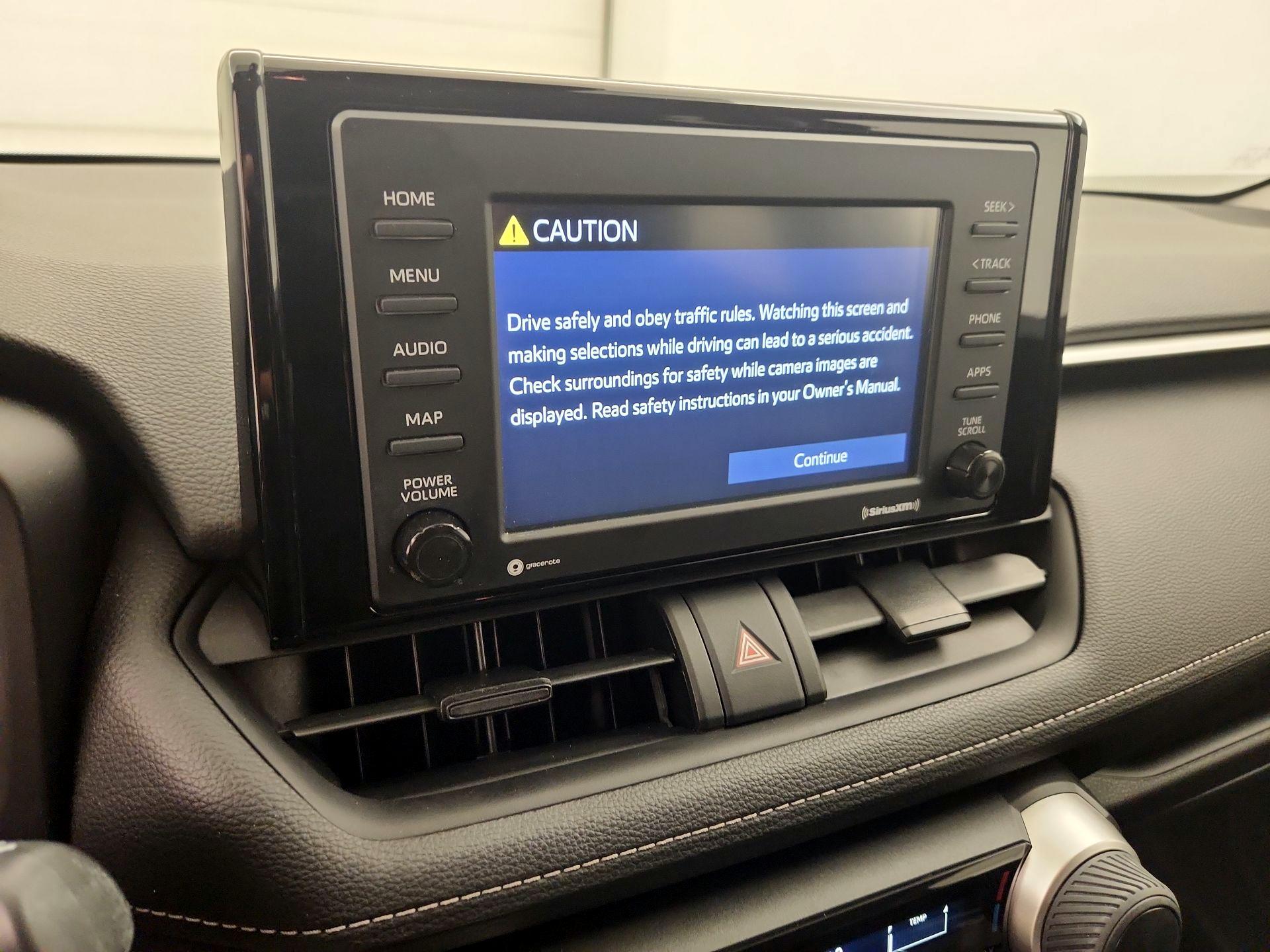 Thumbnail: 2021 Toyota RAV4 - 15