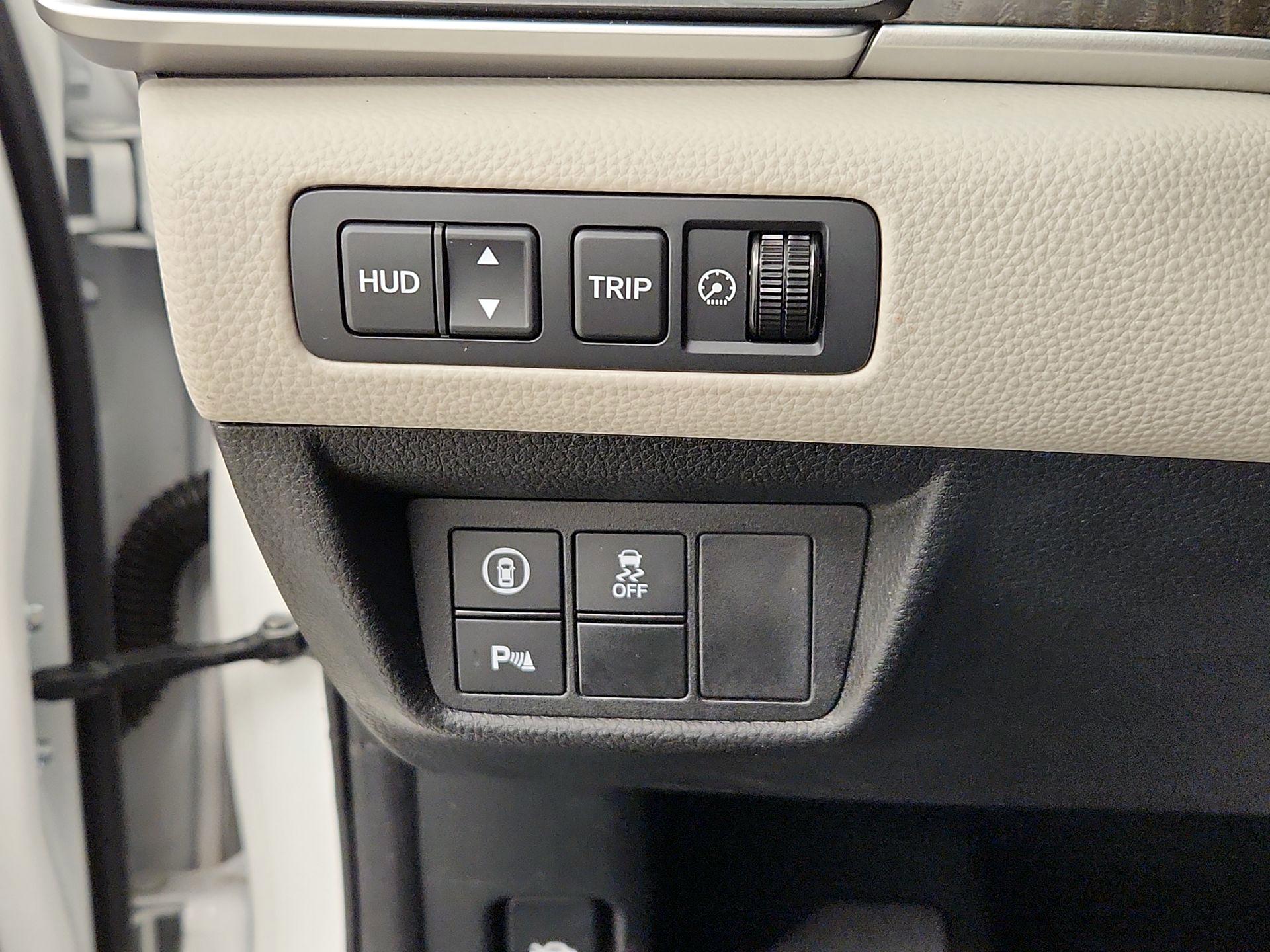 Thumbnail: 2022 Honda Accord - 13