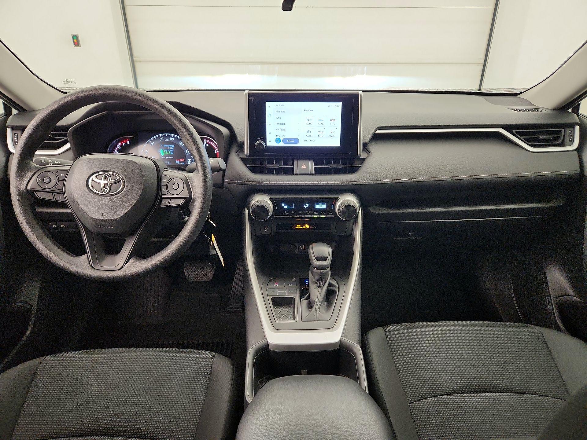 Thumbnail: 2023 Toyota RAV4 - 9