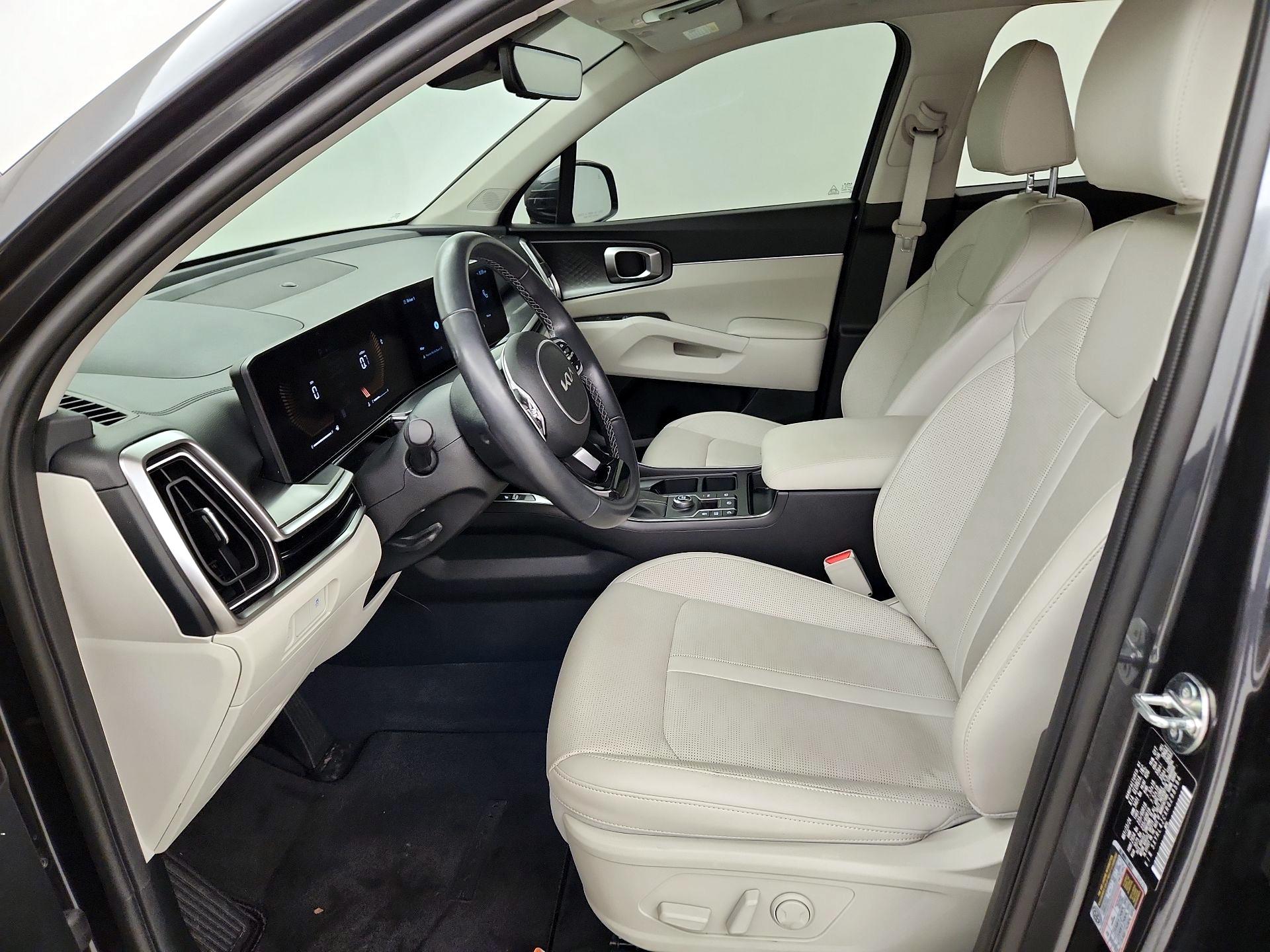 Thumbnail: 2024 Kia Sorento - 11