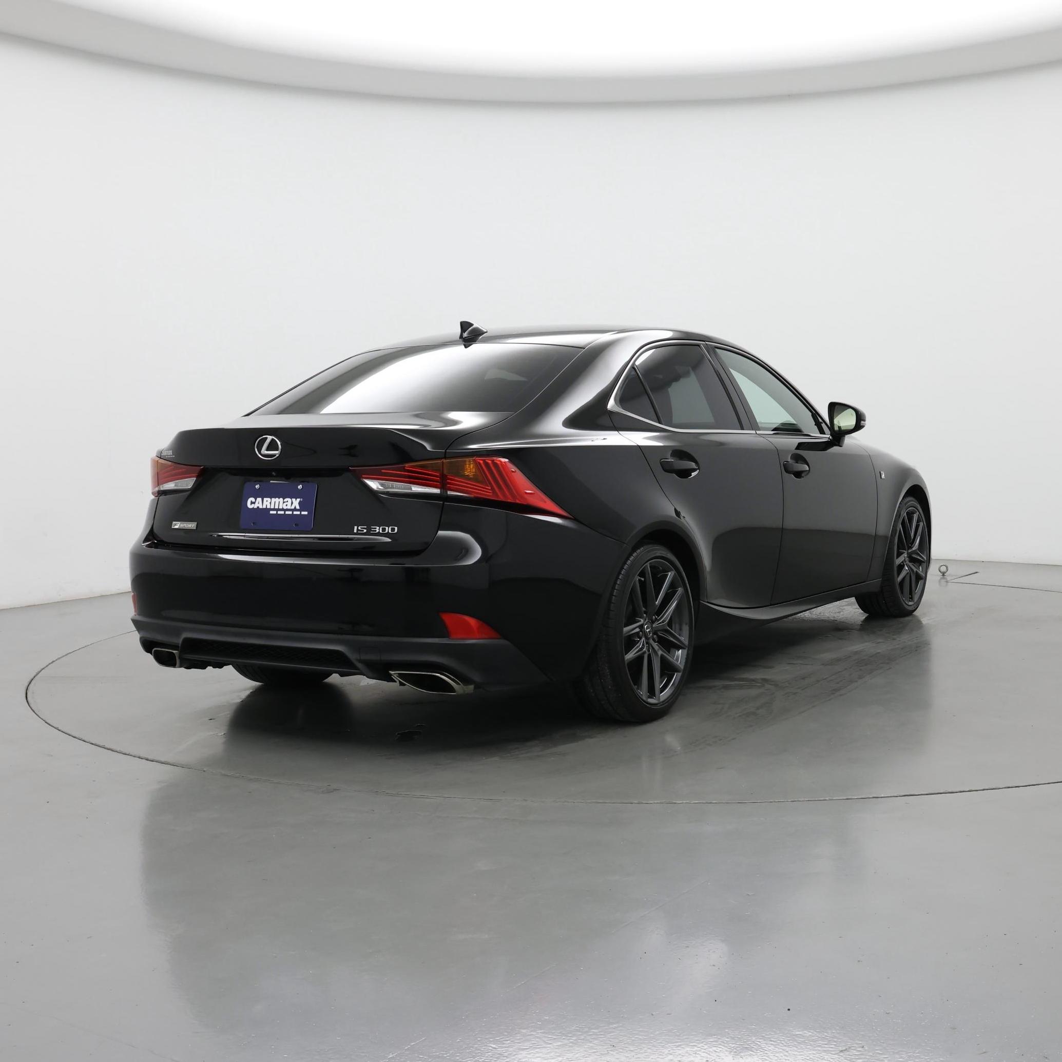 Thumbnail: 2019 Lexus IS - 8