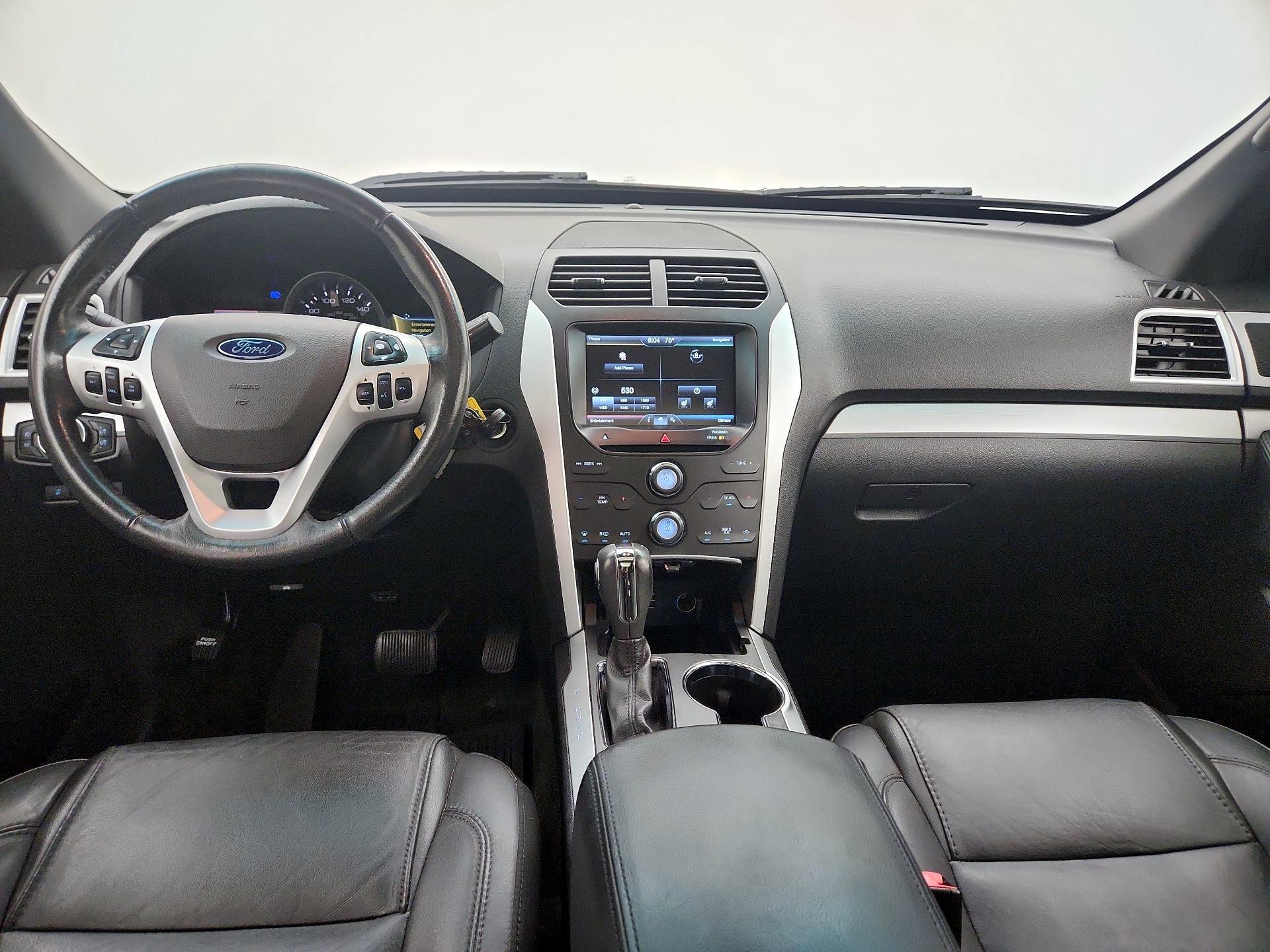 Thumbnail: 2015 Ford Explorer - 9