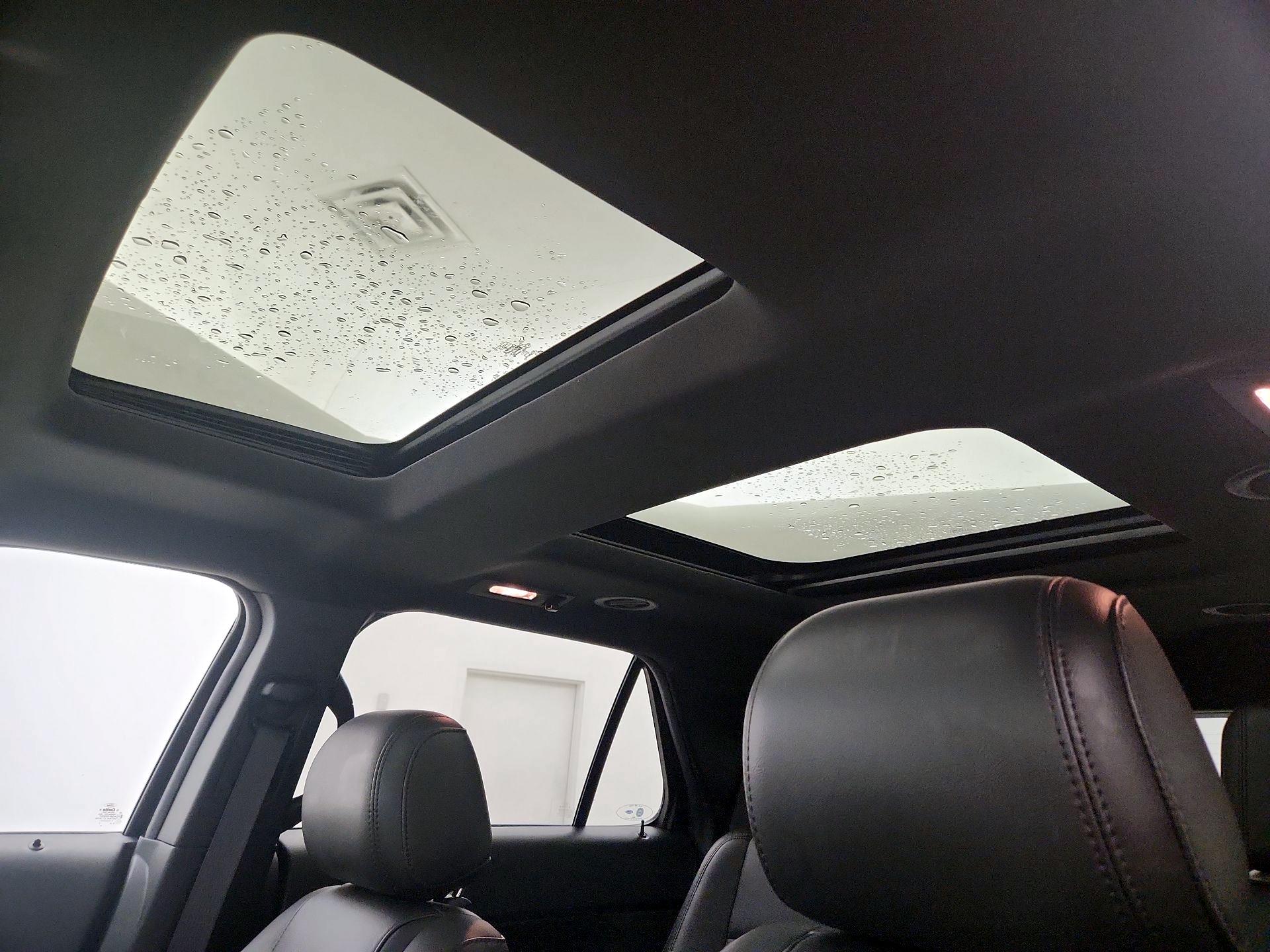 Thumbnail: 2015 Ford Explorer - 19