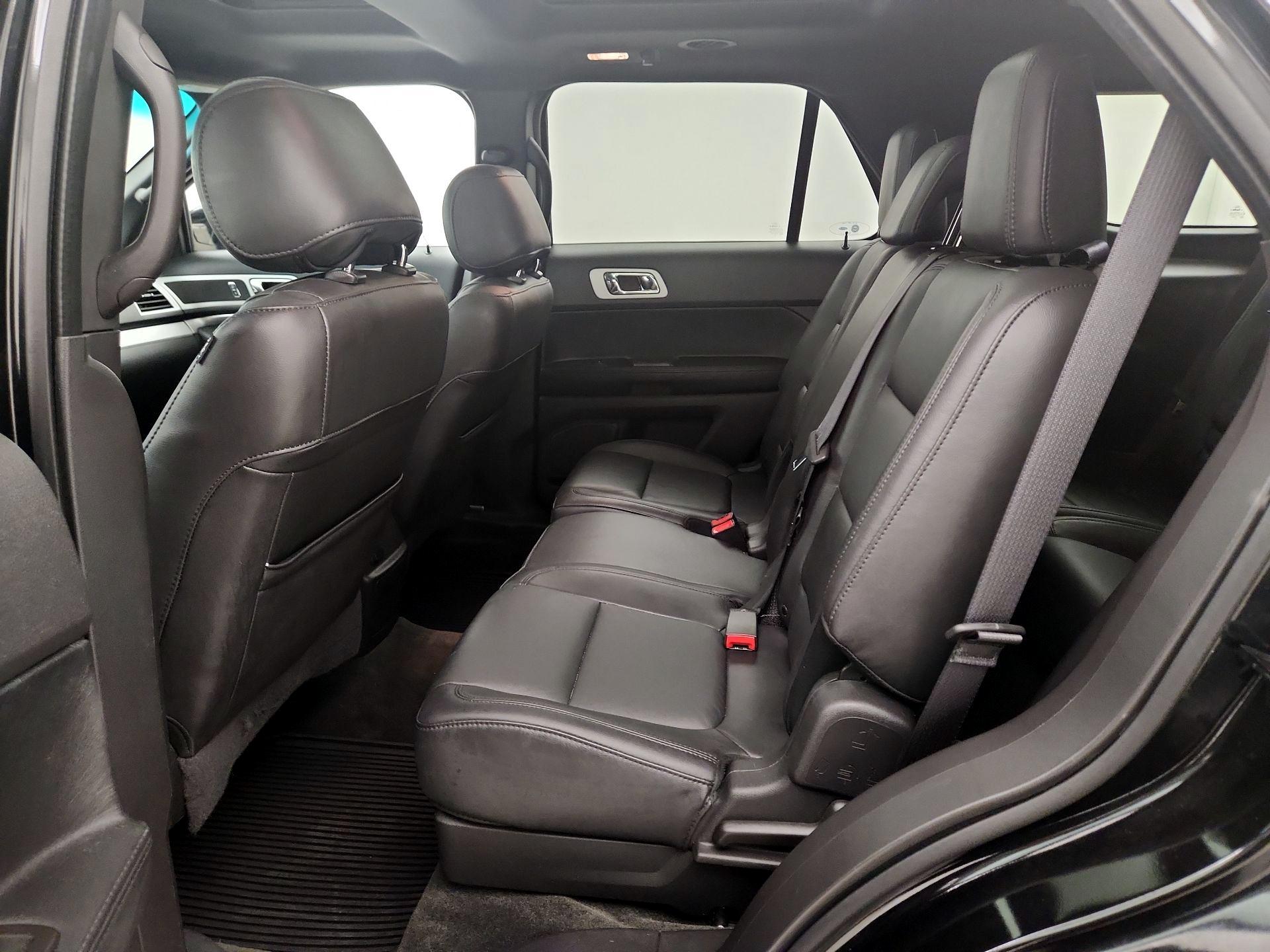 Thumbnail: 2015 Ford Explorer - 20