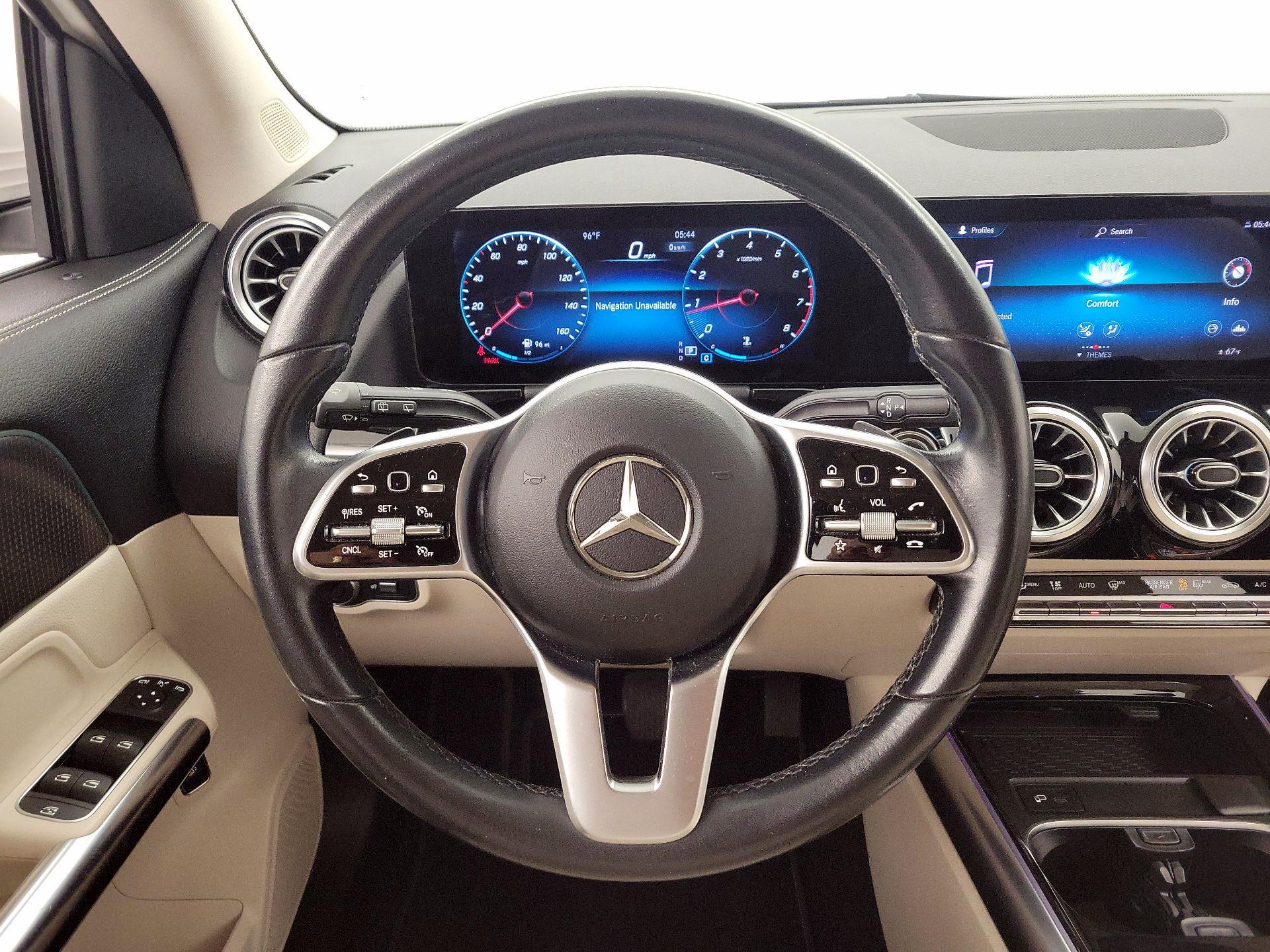 Thumbnail: 2022 Mercedes-Benz GLA - 10
