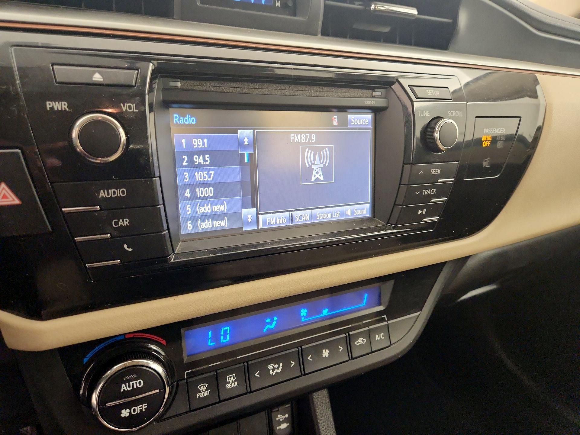 Thumbnail: 2015 Toyota Corolla - 15