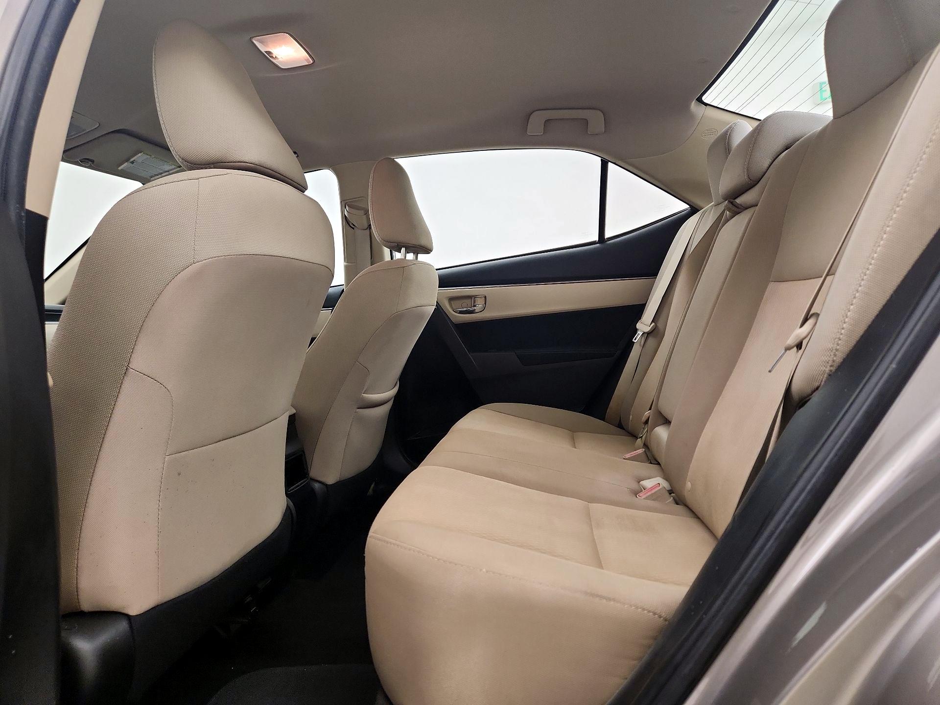 Thumbnail: 2015 Toyota Corolla - 19