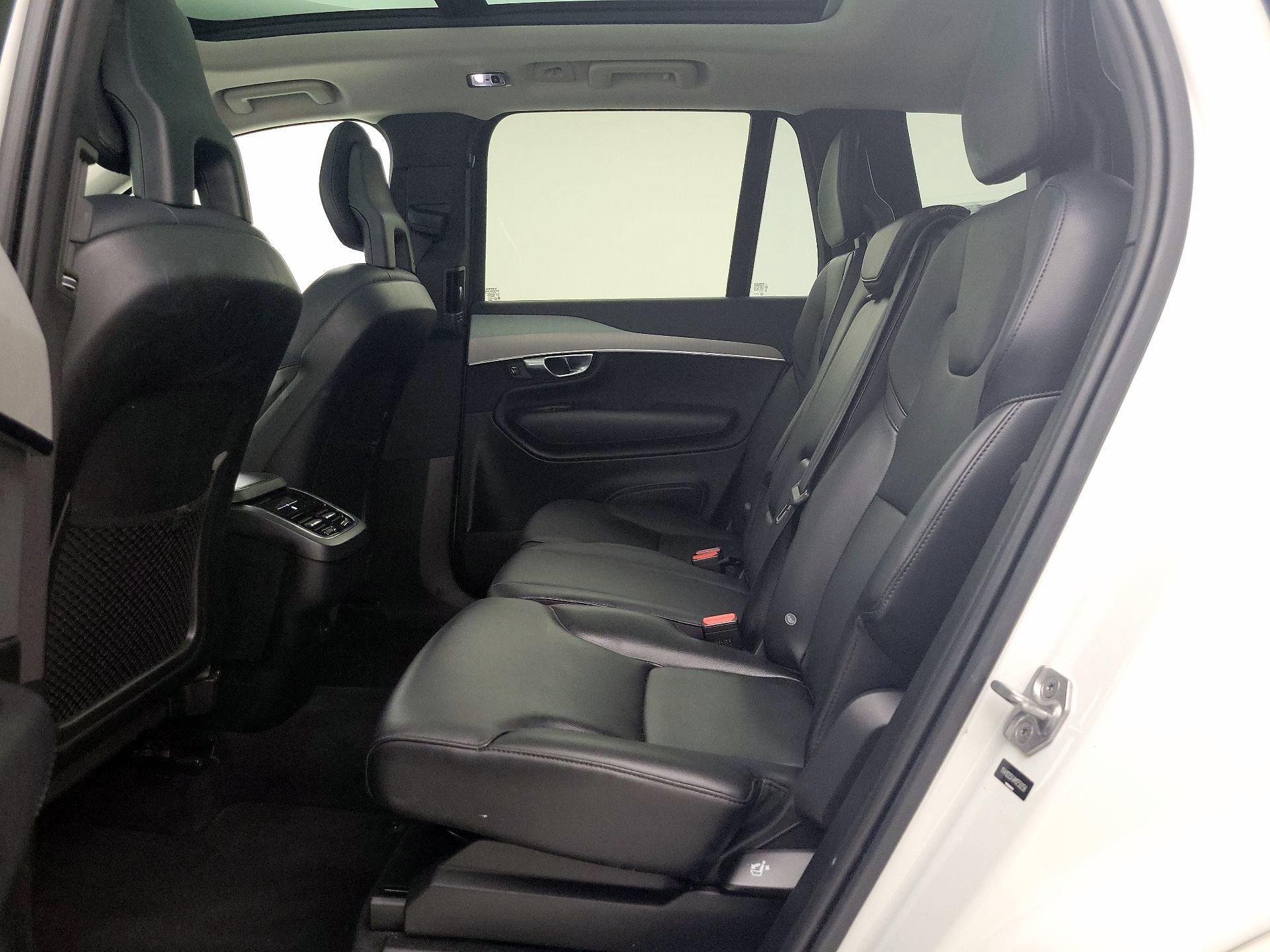 Thumbnail: 2021 Volvo XC90 - 20
