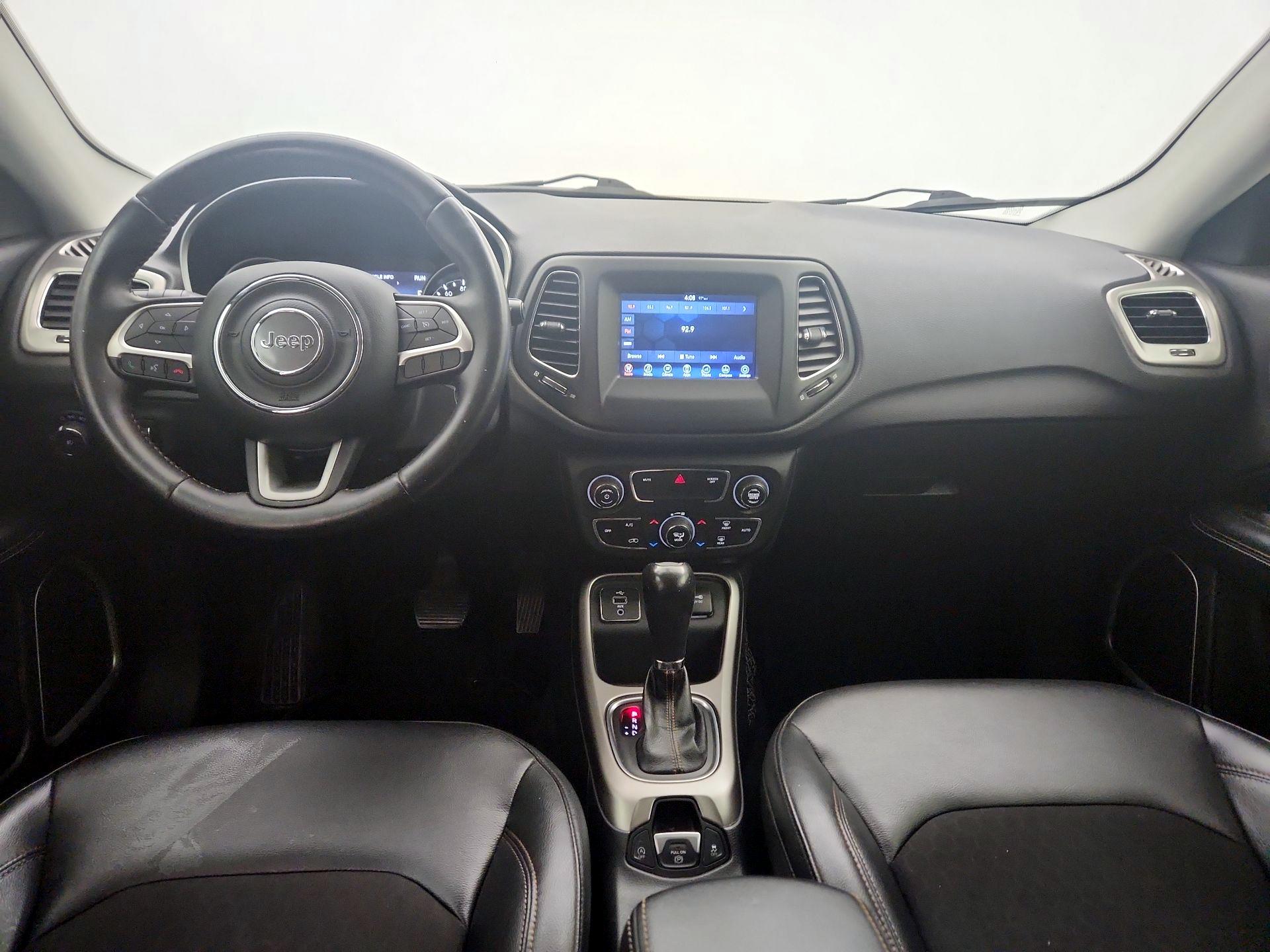 Thumbnail: 2017 Jeep Compass - 9