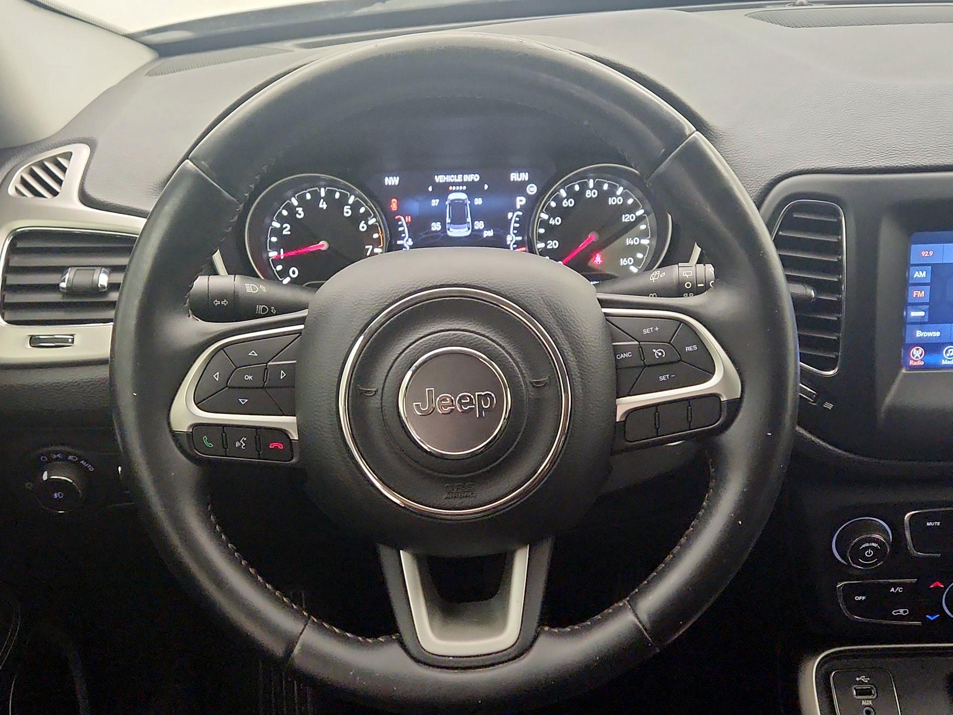Thumbnail: 2017 Jeep Compass - 10