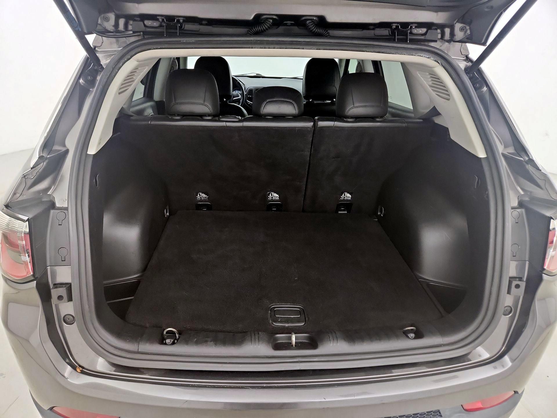 Thumbnail: 2017 Jeep Compass - 20