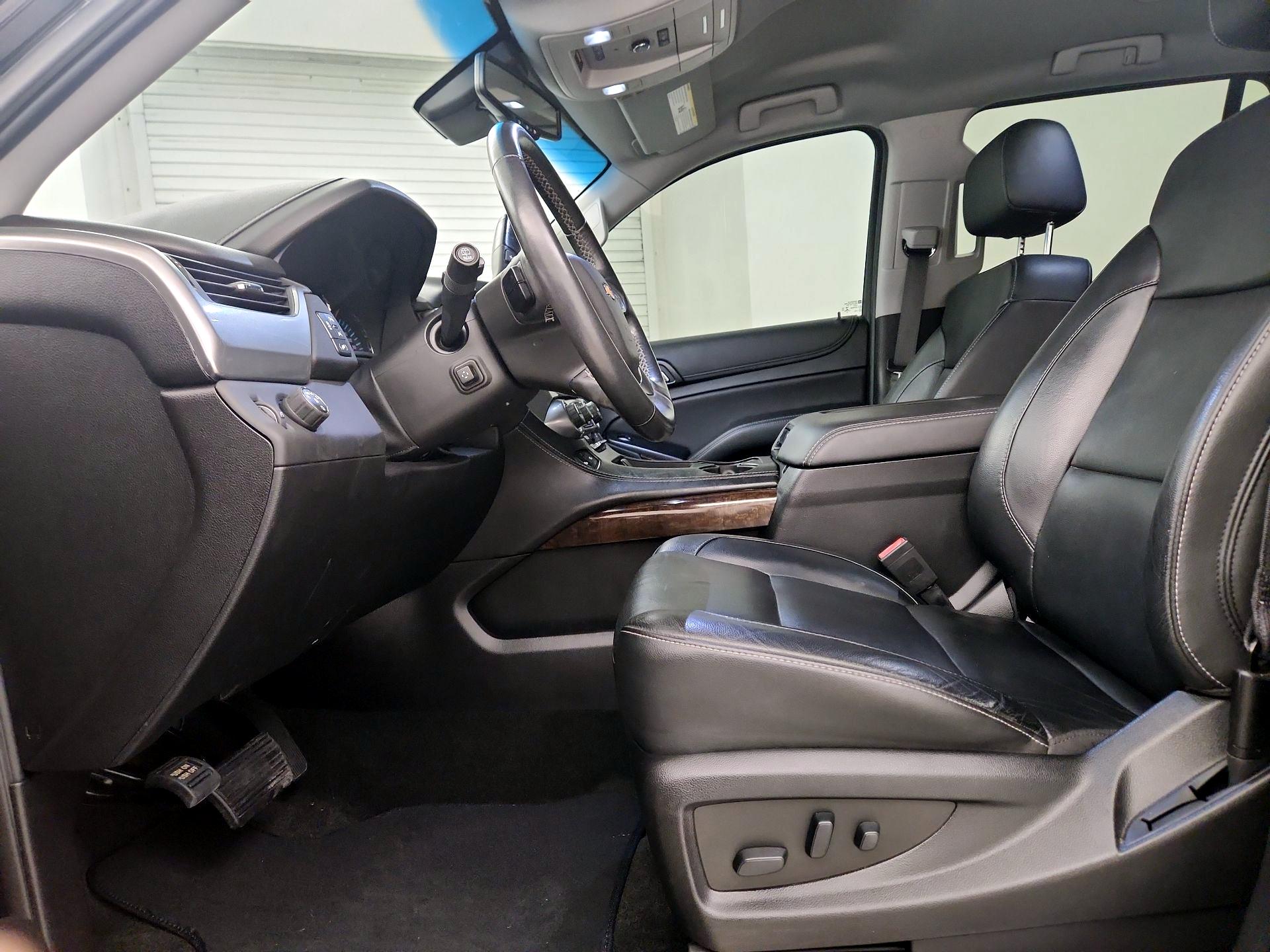Thumbnail: 2018 Chevrolet Tahoe - 11