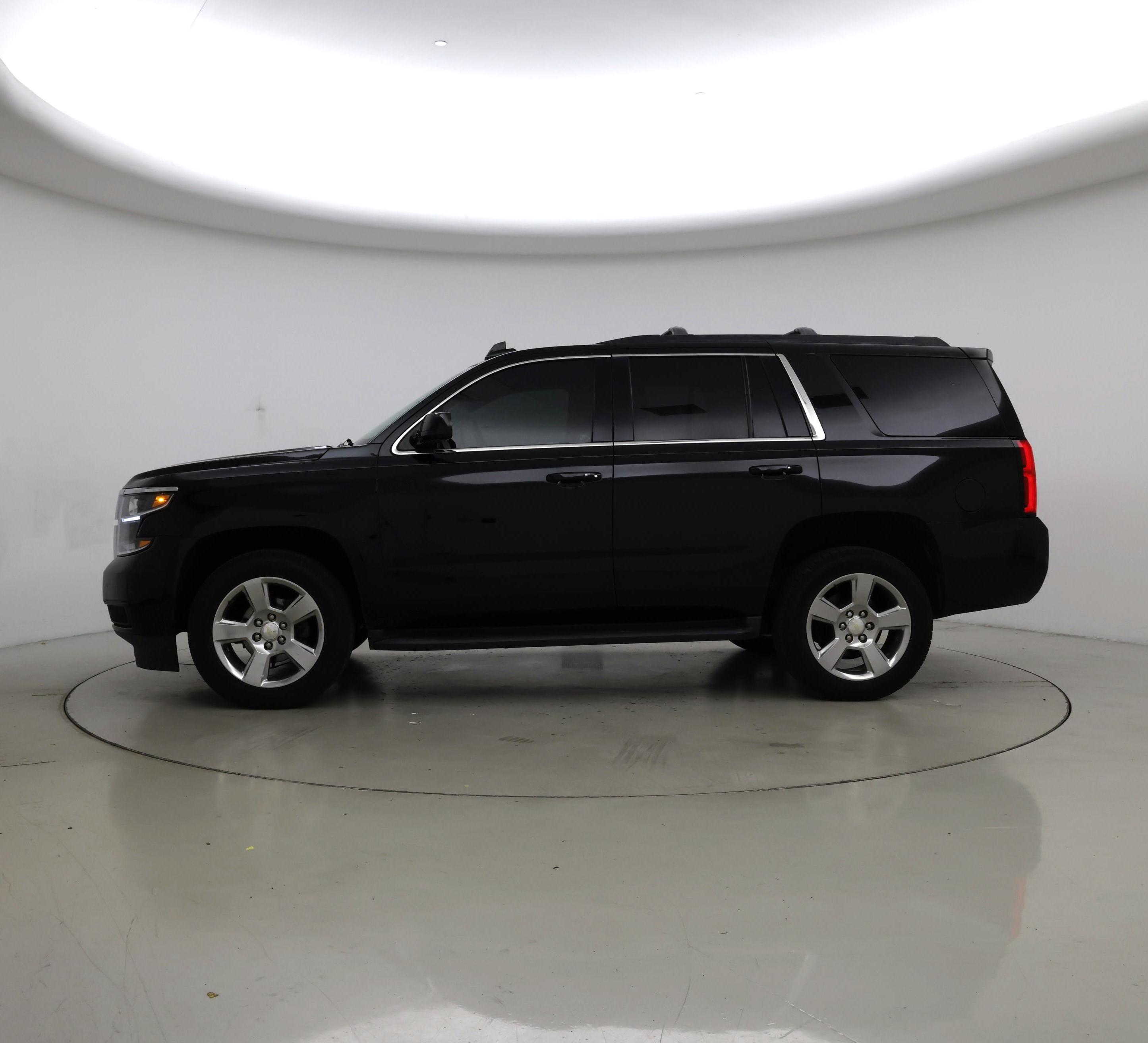 Thumbnail: 2018 Chevrolet Tahoe - 3
