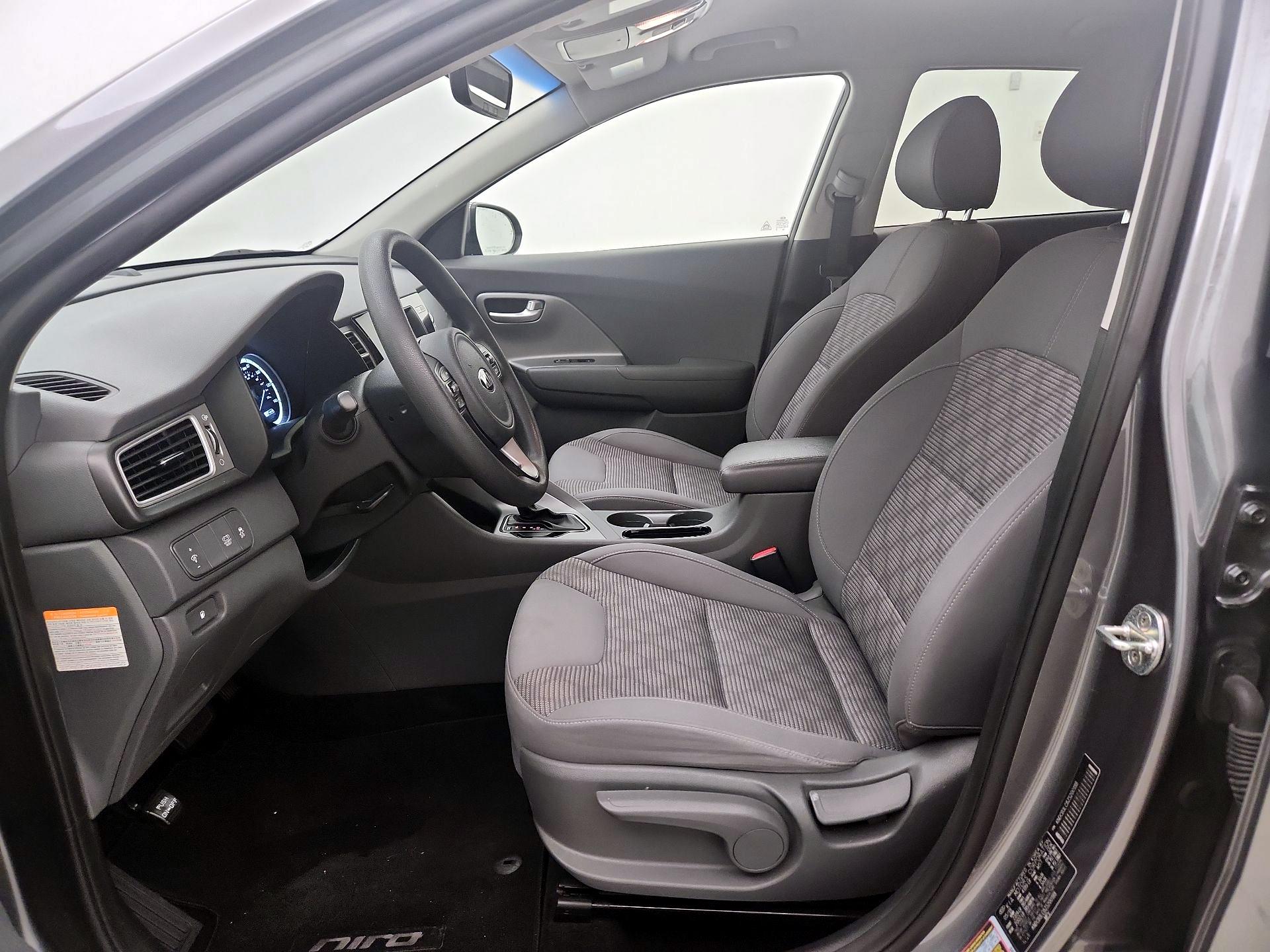 Thumbnail: 2018 Kia Niro - 11