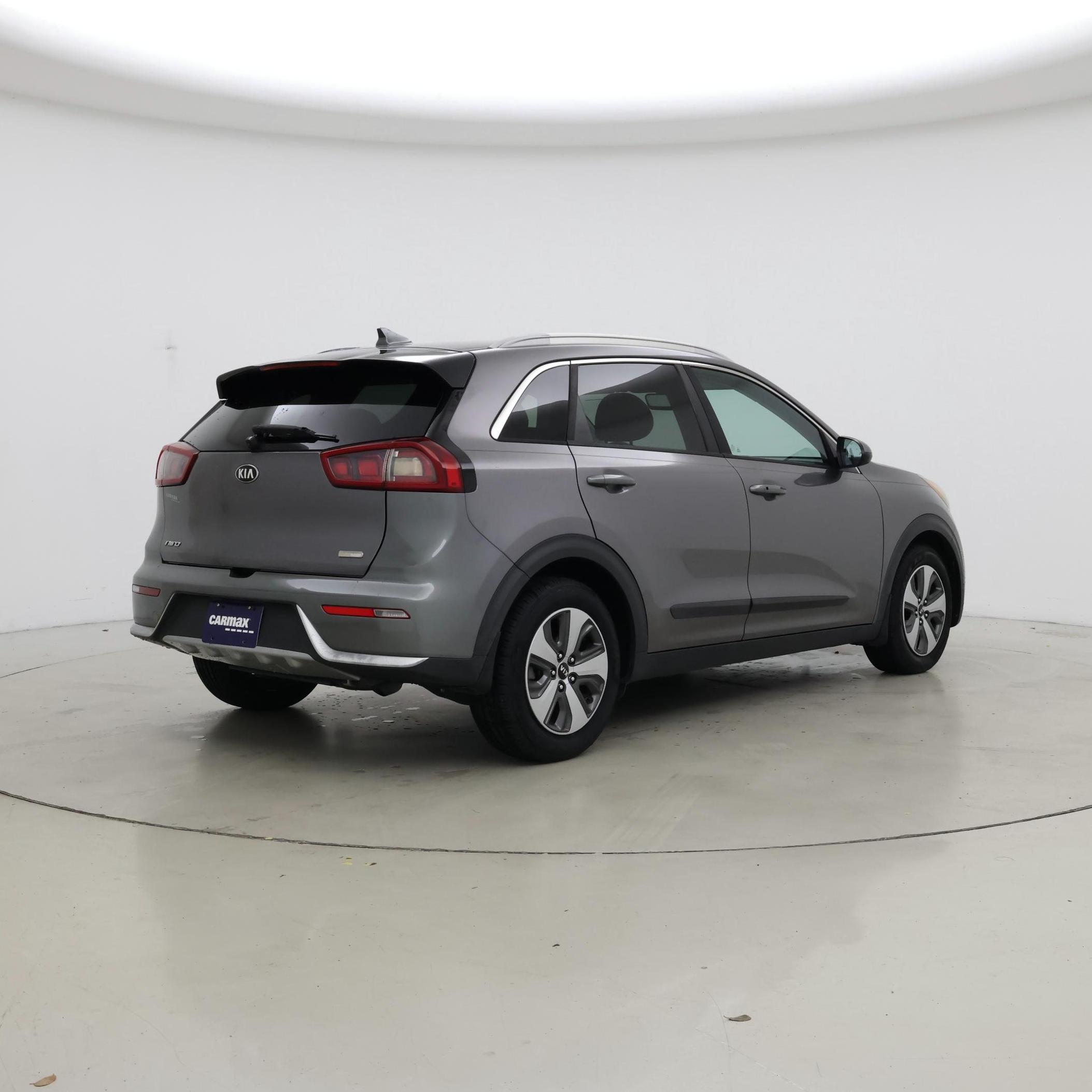 Thumbnail: 2018 Kia Niro - 8