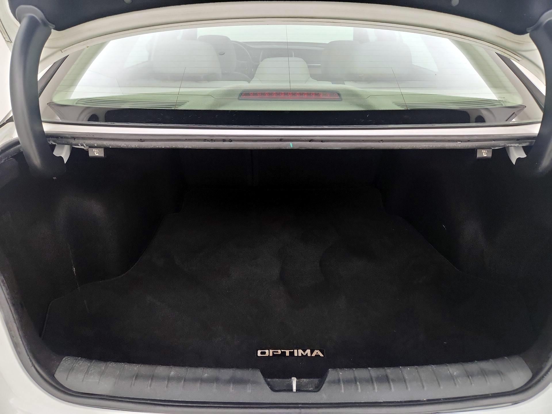 Thumbnail: 2016 Kia Optima - 20